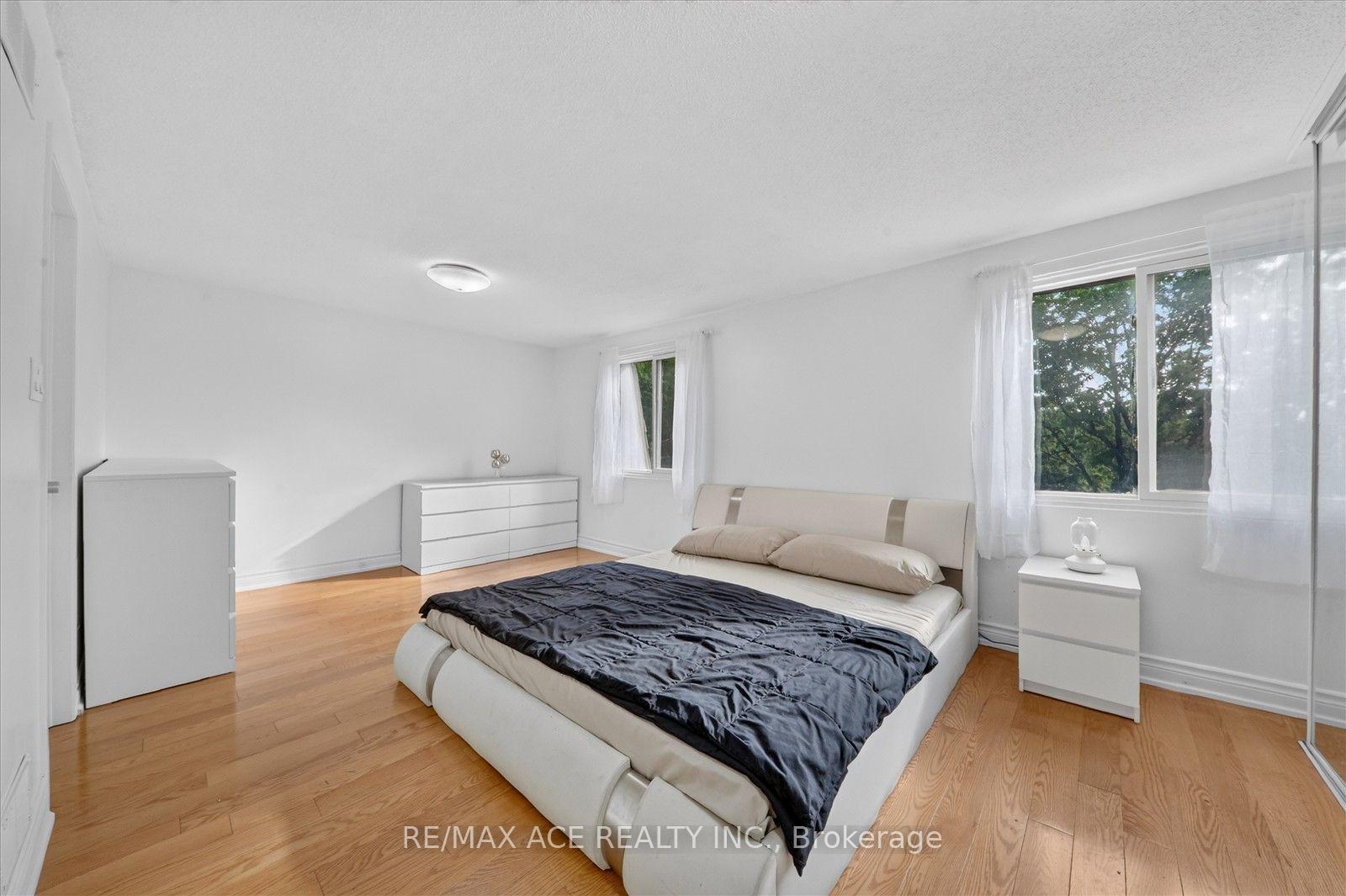 Photo 27 of 65 Cricklewood Crescent, Markham, Royal Orchard — HOMEH