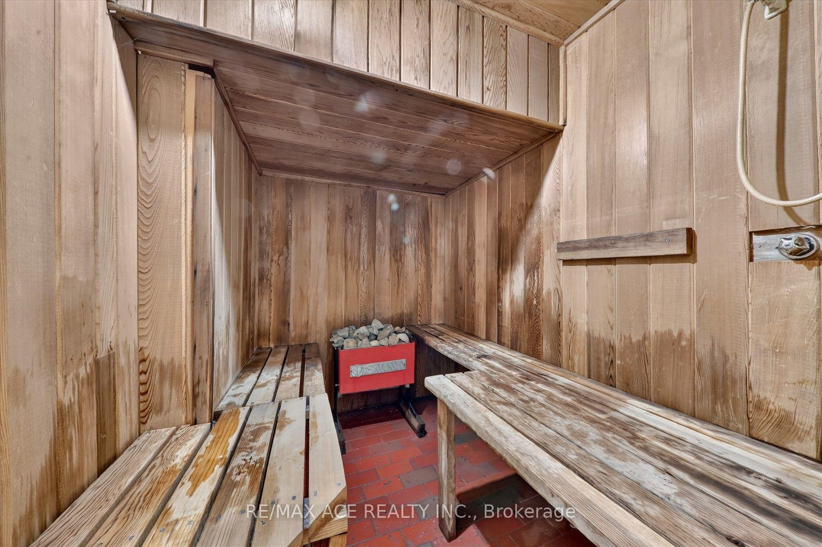 Photo 45 of 65 Cricklewood Crescent, Markham, Royal Orchard — HOMEH