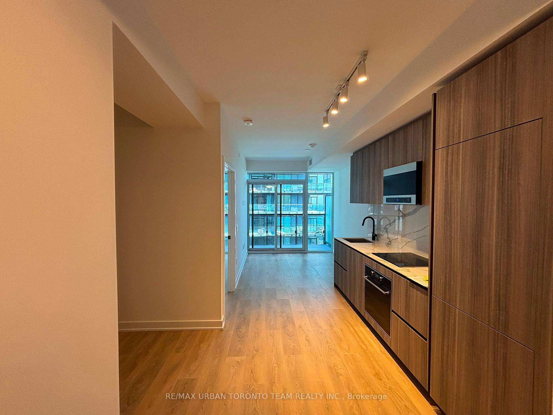 Photo 1 of Unit 3008, 127 Broadway Avenue, Toronto, Mount Pleasant West — HOMEH