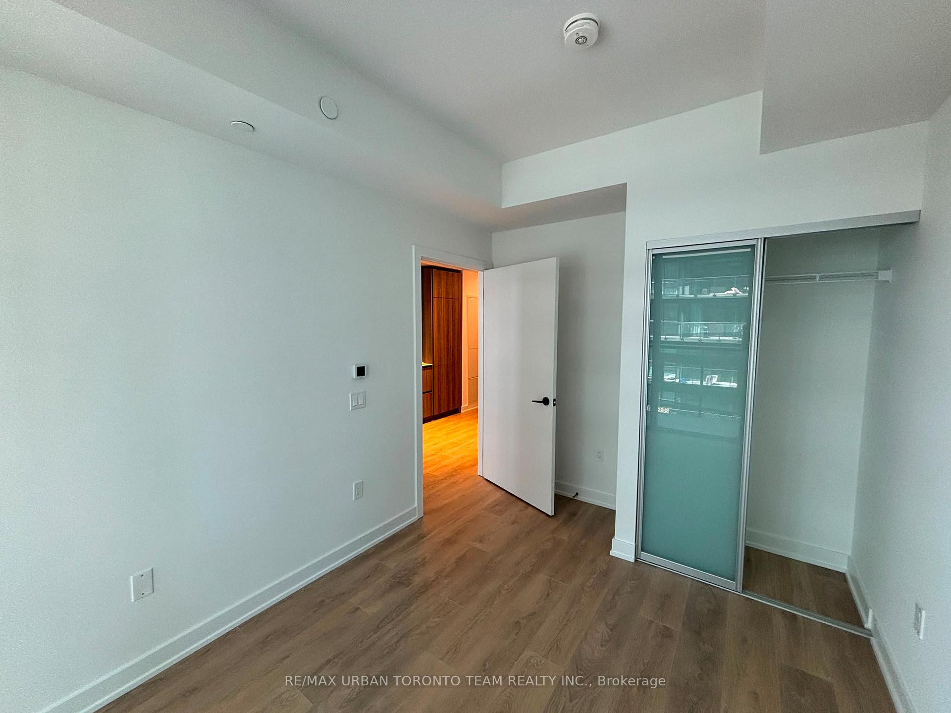 Photo 9 of Unit 3008, 127 Broadway Avenue, Toronto, Mount Pleasant West — HOMEH