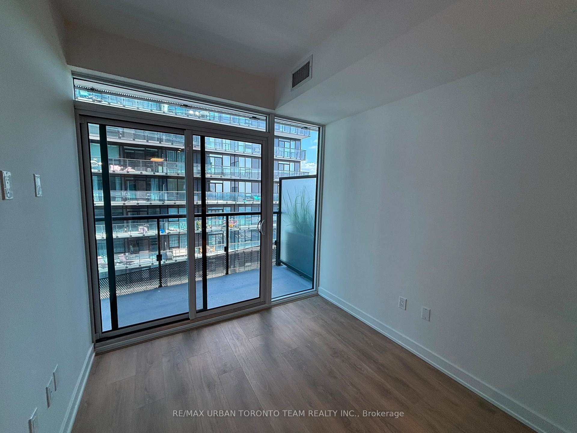 Photo 10 of Unit 3008, 127 Broadway Avenue, Toronto, Mount Pleasant West — HOMEH