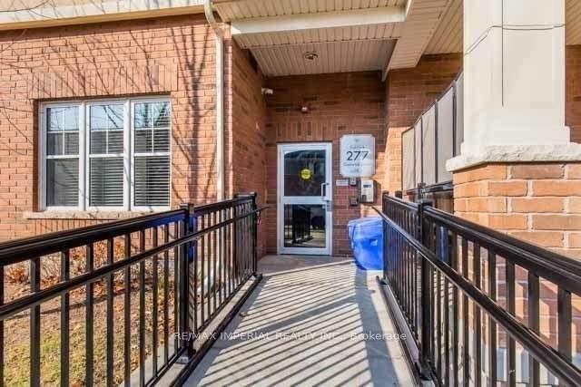 Photo 2 of Unit 301, 277 Gatwick Drive, Oakville, River Oaks — HOMEH