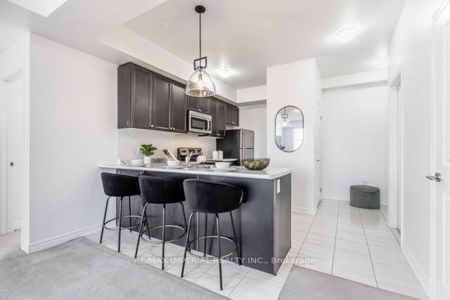 Photo 5 of Unit 301, 277 Gatwick Drive, Oakville, River Oaks — HOMEH