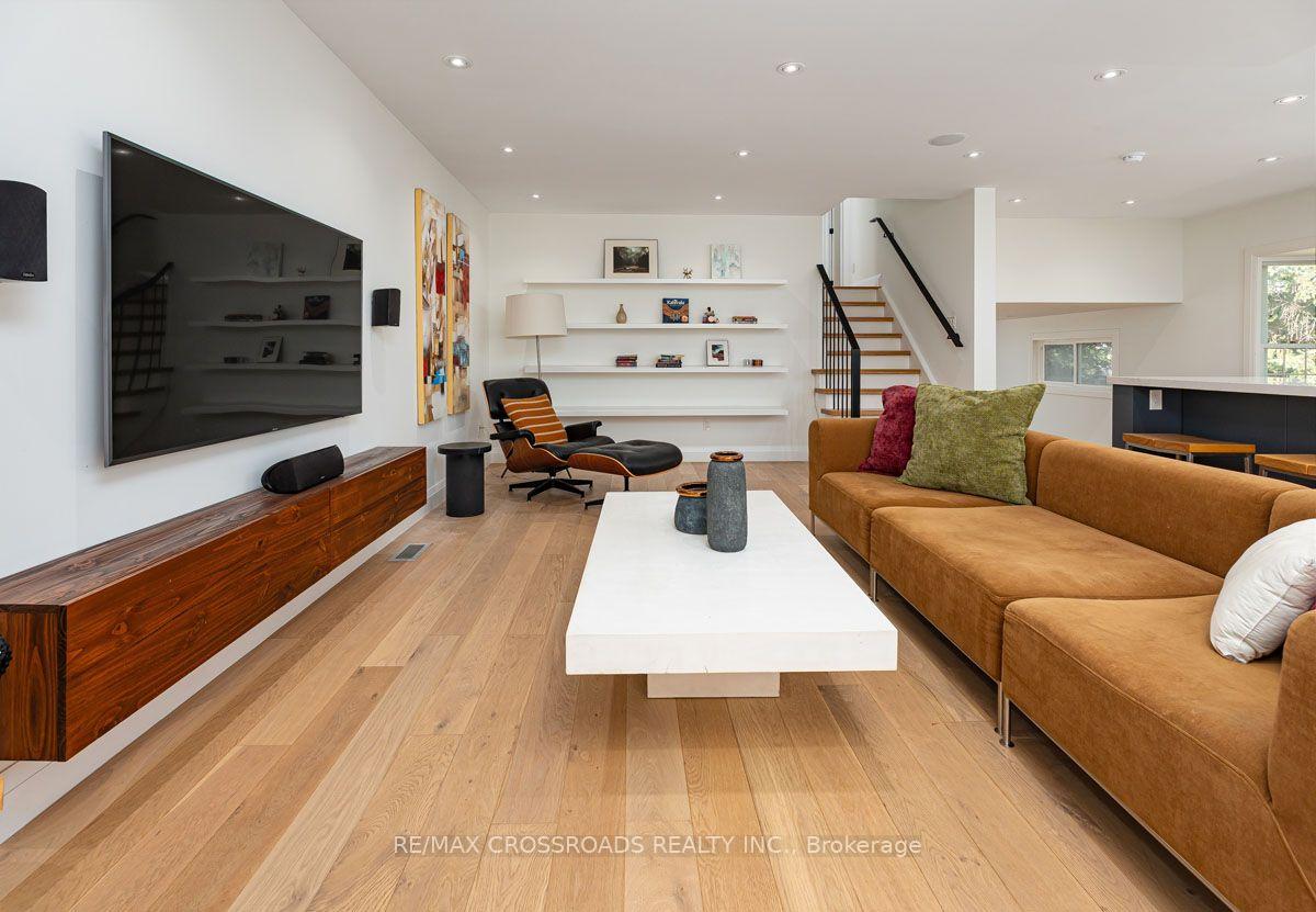 Photo 6 of 132 Collingsbrook Boulevard, Scarborough, L'Amoreaux — HOMEH