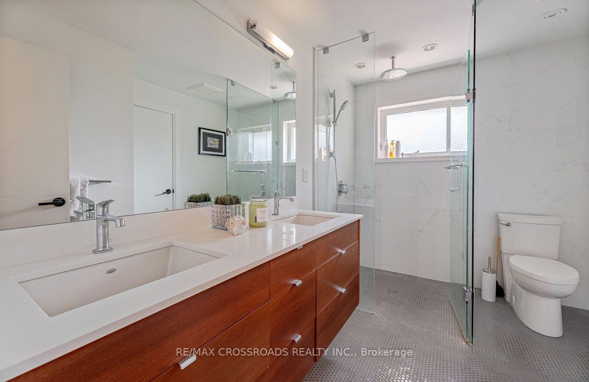 Photo 19 of 132 Collingsbrook Boulevard, Scarborough, L'Amoreaux — HOMEH