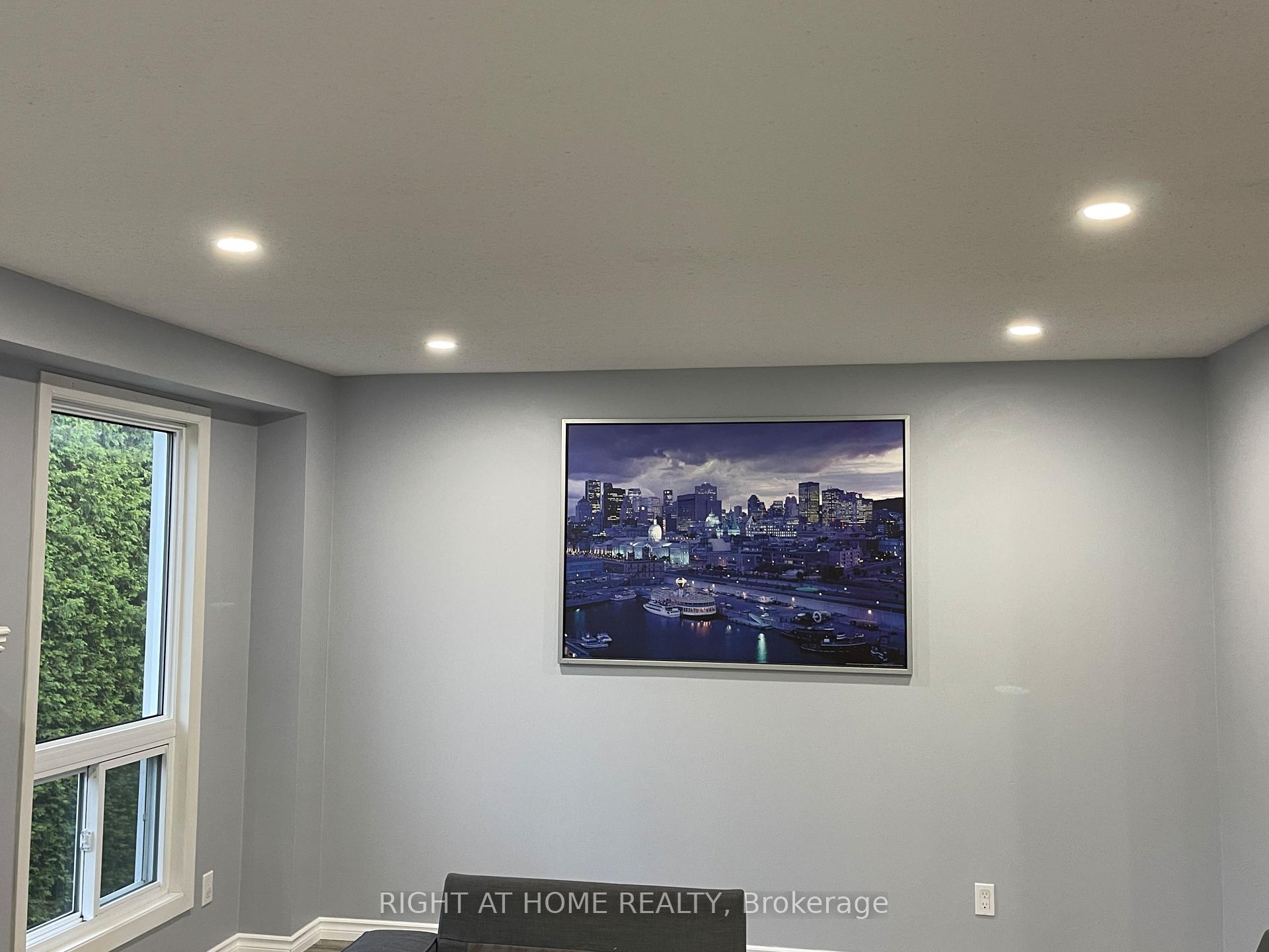 Photo 2 of 4B Millrise Lane, Ottawa, Centrepointe — HOMEH