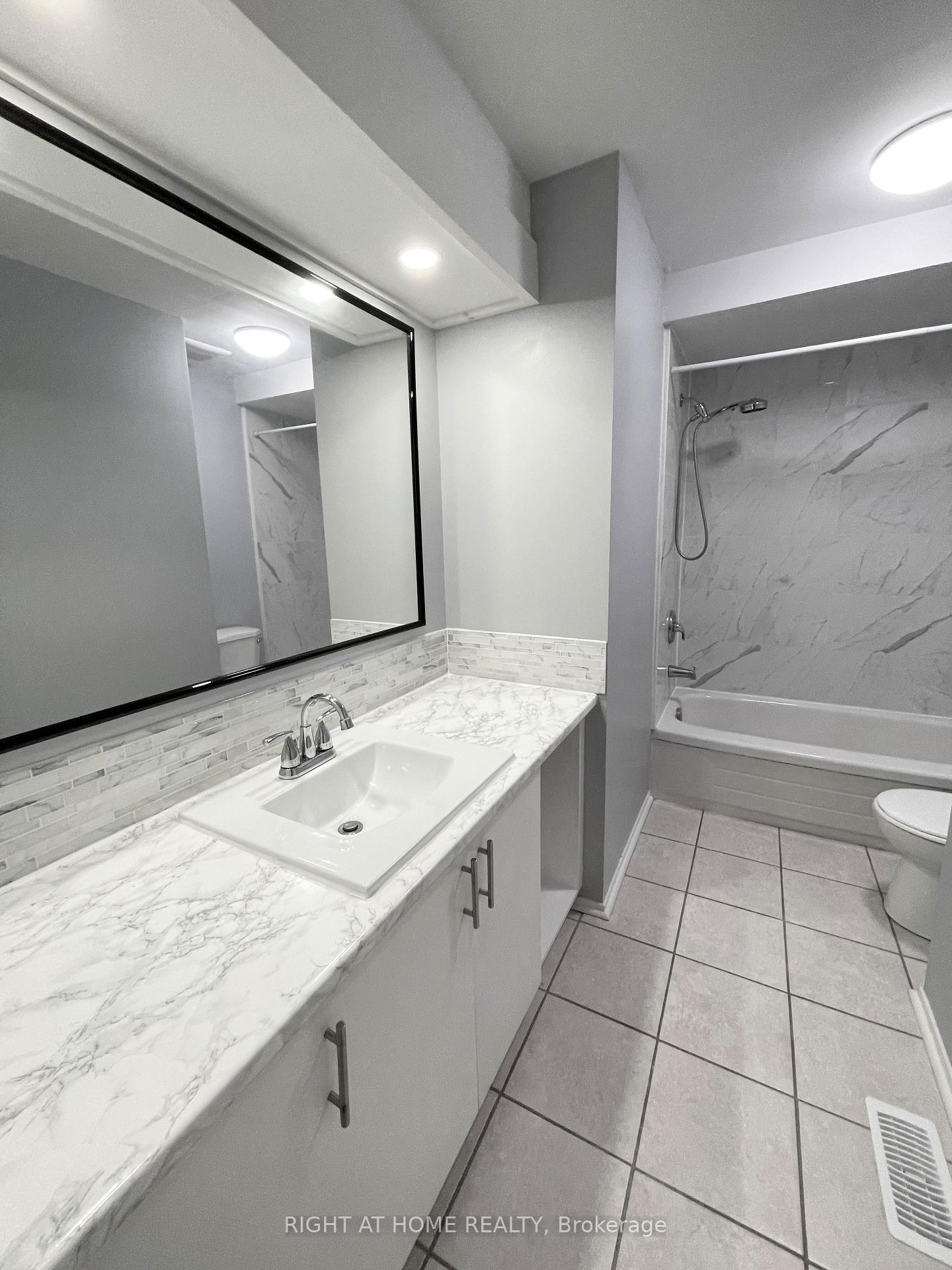 Photo 17 of 4B Millrise Lane, Ottawa, Centrepointe — HOMEH