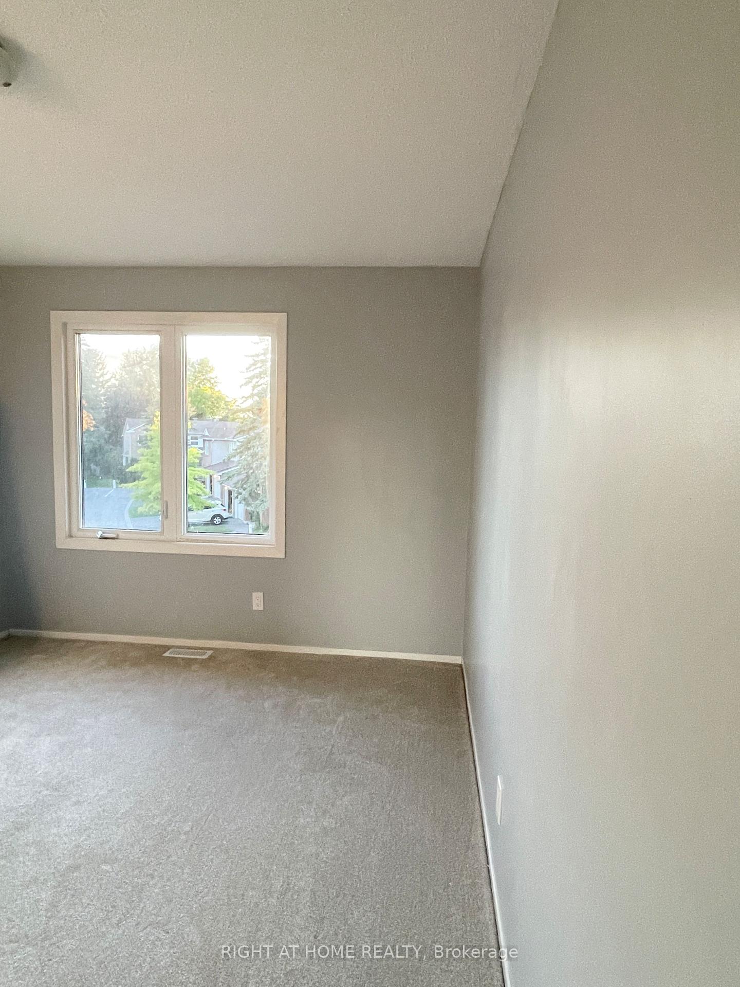 Photo 28 of 4B Millrise Lane, Ottawa, Centrepointe — HOMEH