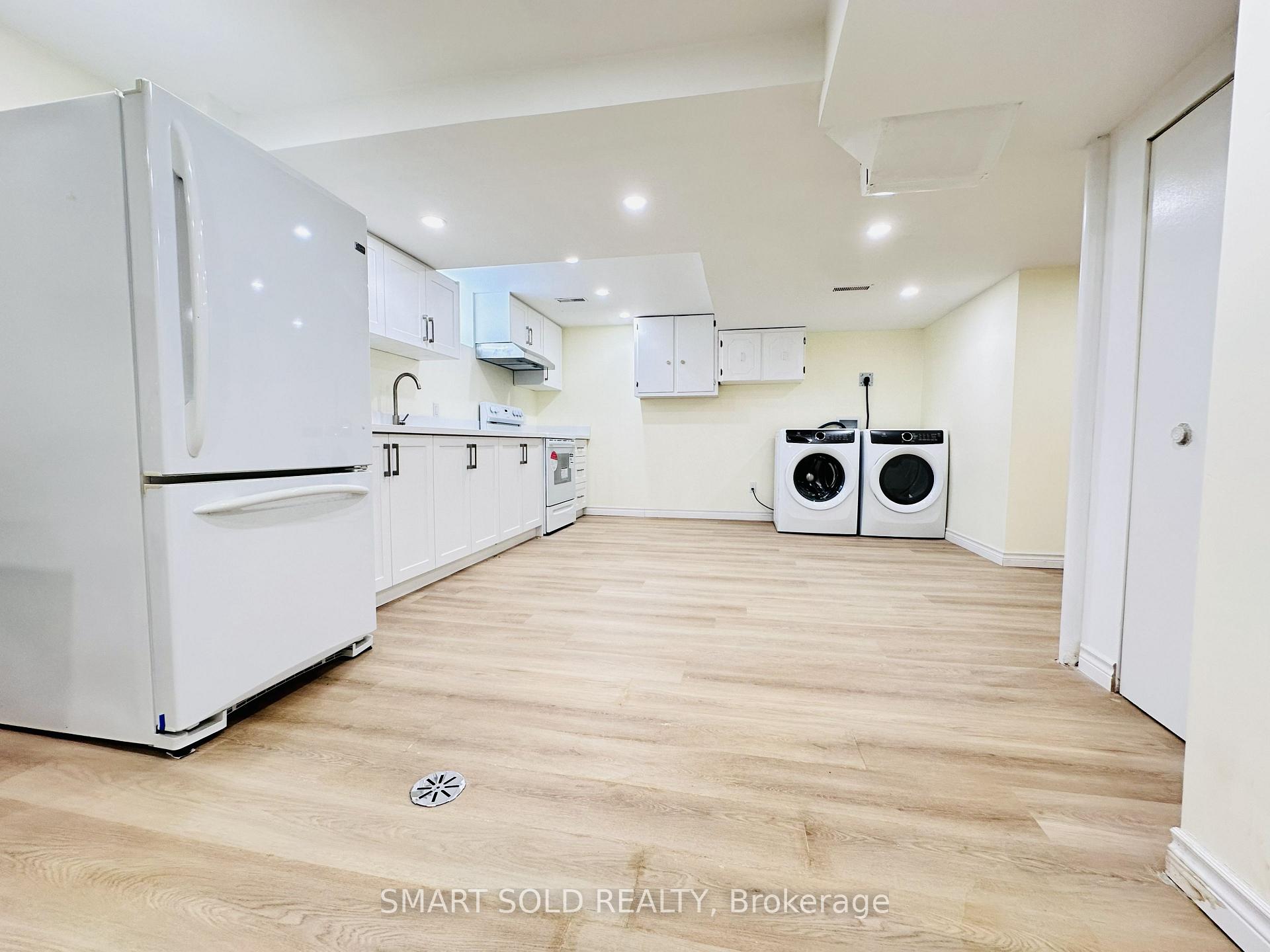Photo 12 of Unit Basement, 22 Hemingway Crescent, Markham, Unionville — HOMEH