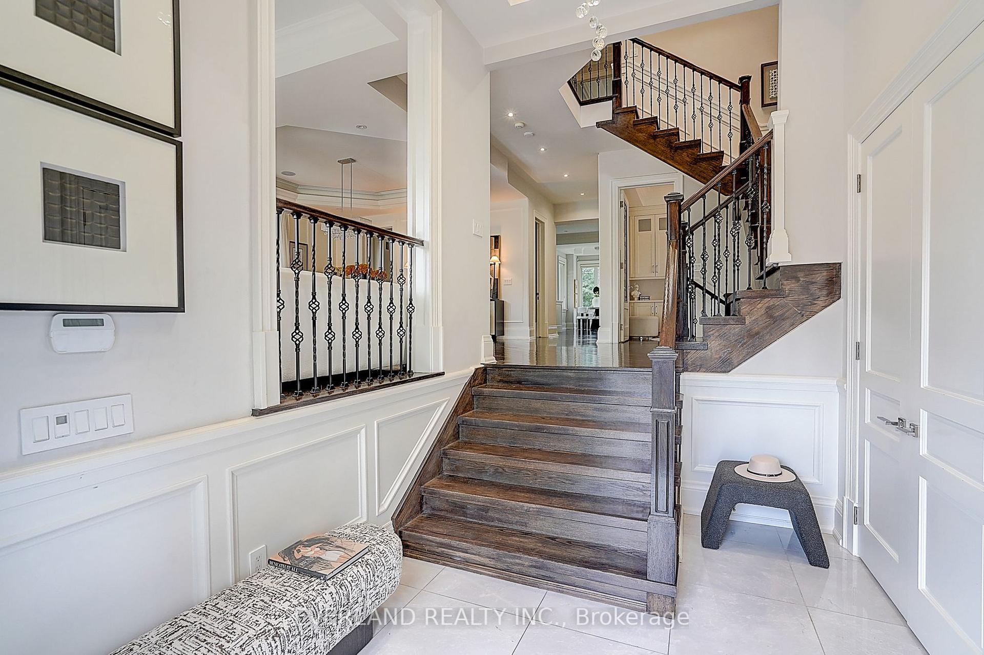 Photo 4 of 274 Joicey Boulevard, Toronto, Bedford Park-Nortown — HOMEH
