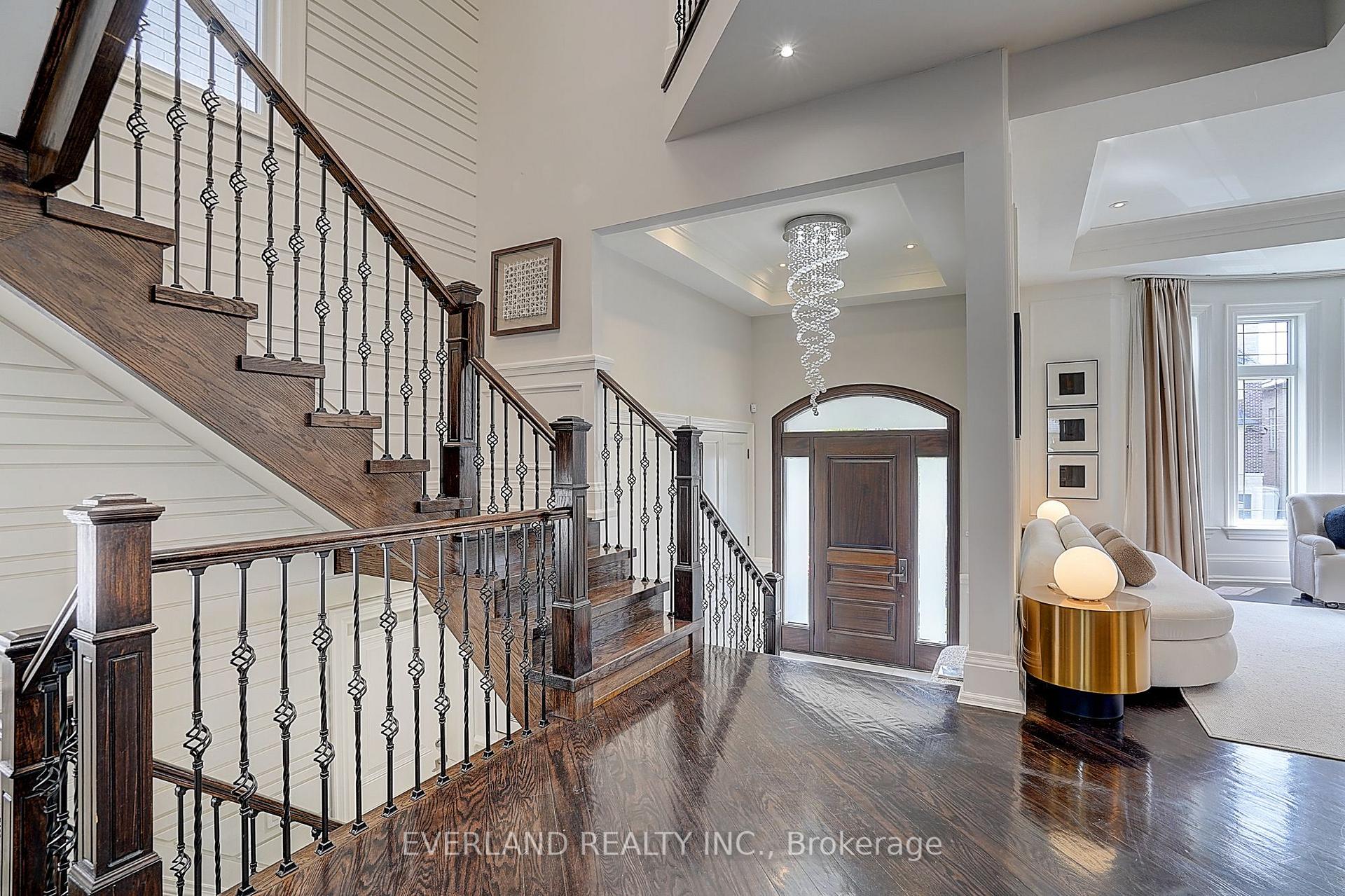 Photo 5 of 274 Joicey Boulevard, Toronto, Bedford Park-Nortown — HOMEH