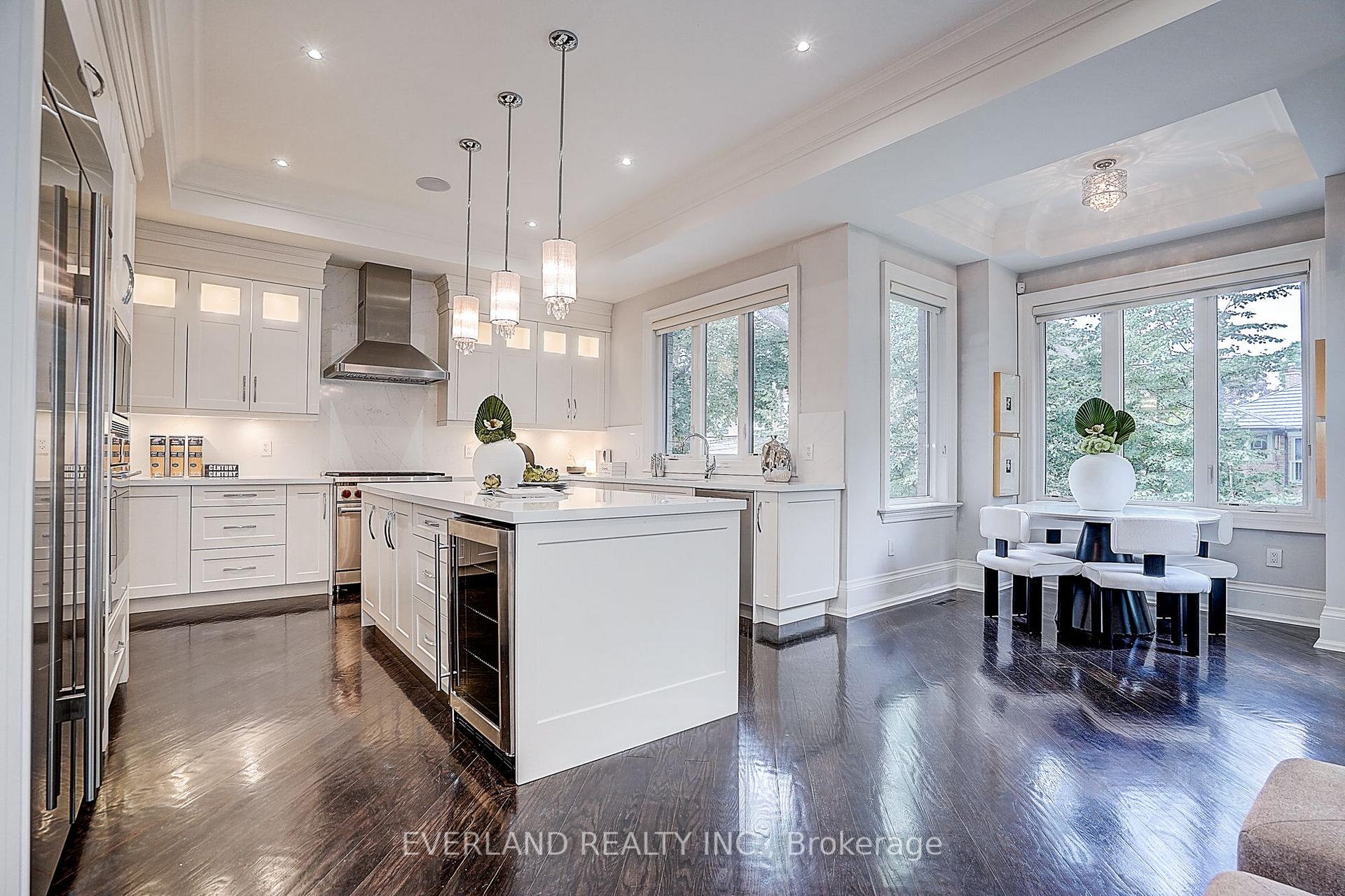 Photo 18 of 274 Joicey Boulevard, Toronto, Bedford Park-Nortown — HOMEH