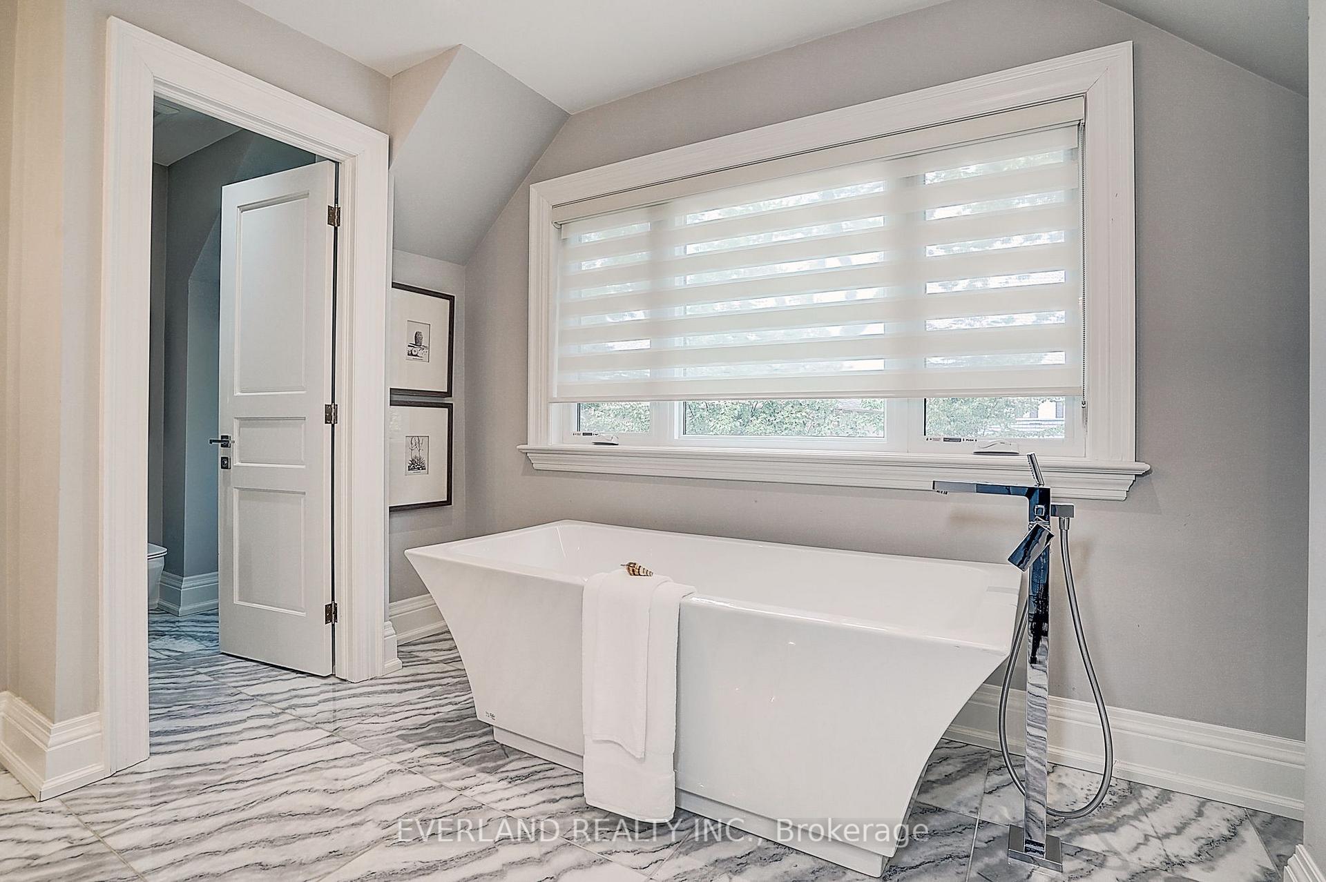 Photo 29 of 274 Joicey Boulevard, Toronto, Bedford Park-Nortown — HOMEH