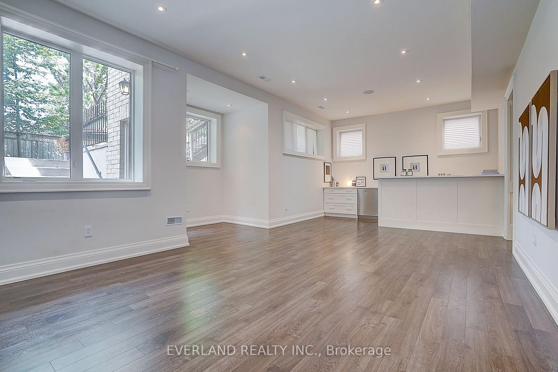 Photo 39 of 274 Joicey Boulevard, Toronto, Bedford Park-Nortown — HOMEH