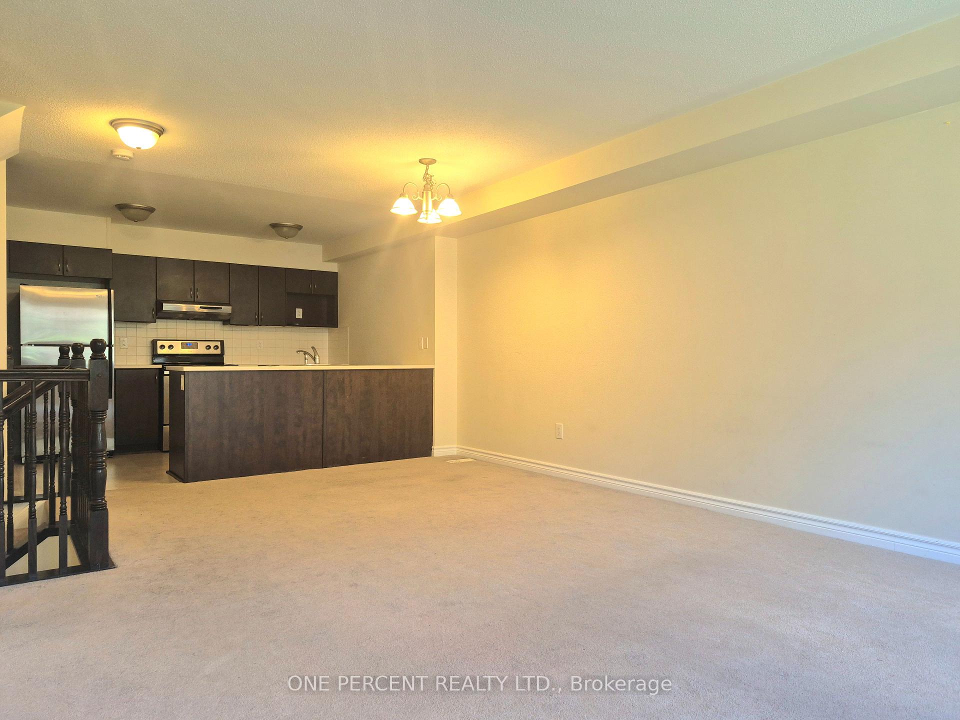 Photo 4 of Unit Unit #A, 244 Titanium Private, Ottawa, Convent Glen North — HOMEH