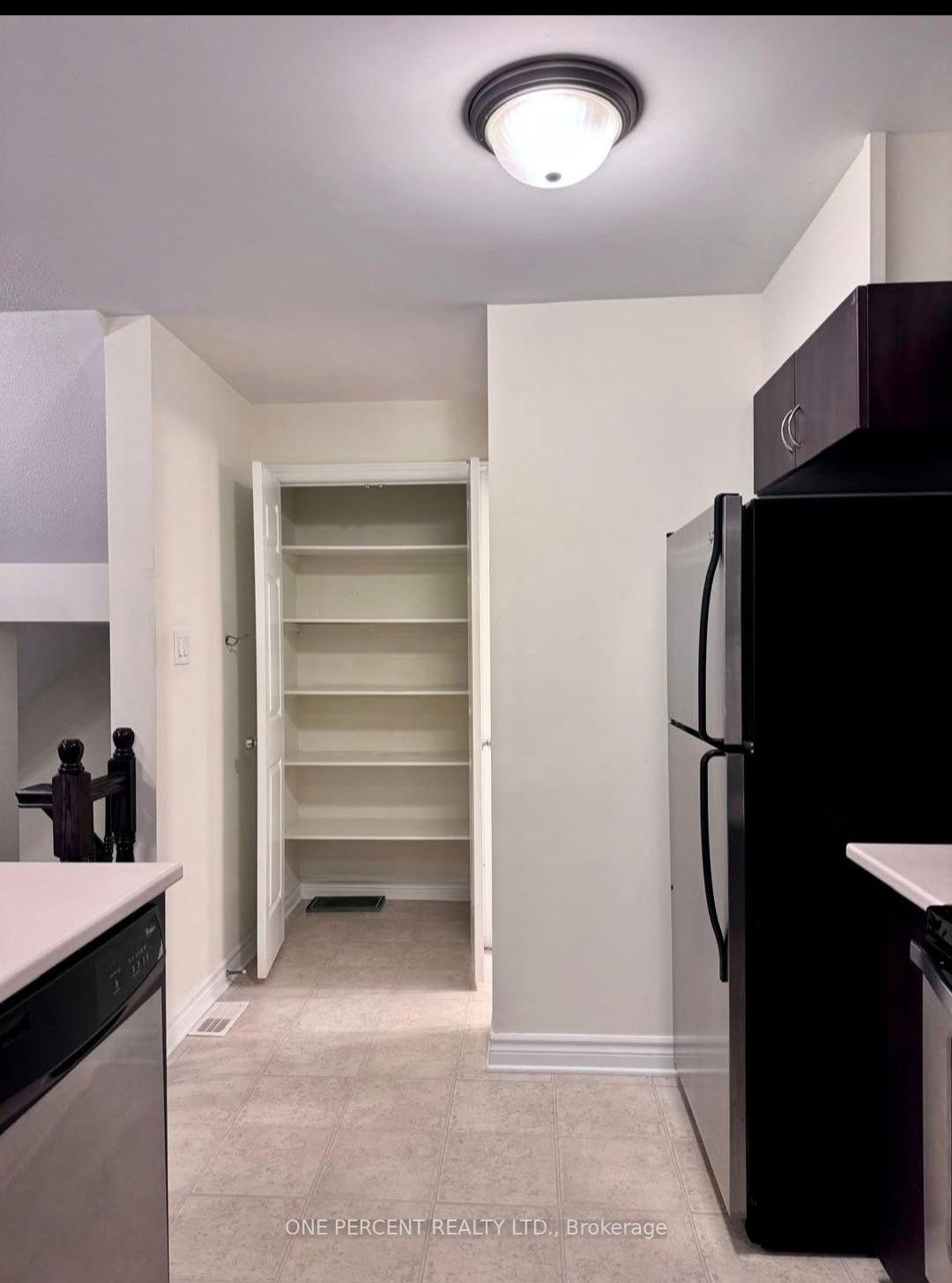 Photo 7 of Unit Unit #A, 244 Titanium Private, Ottawa, Convent Glen North — HOMEH