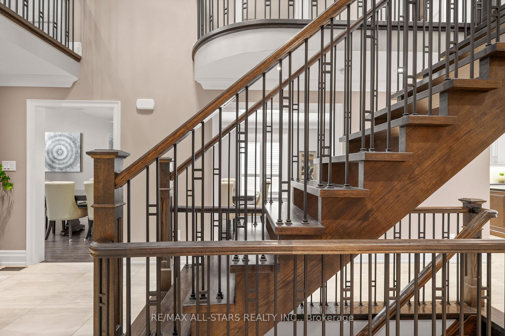 Photo 13 of 139 Rhodes Circle, Newmarket, Glenway Estates — HOMEH