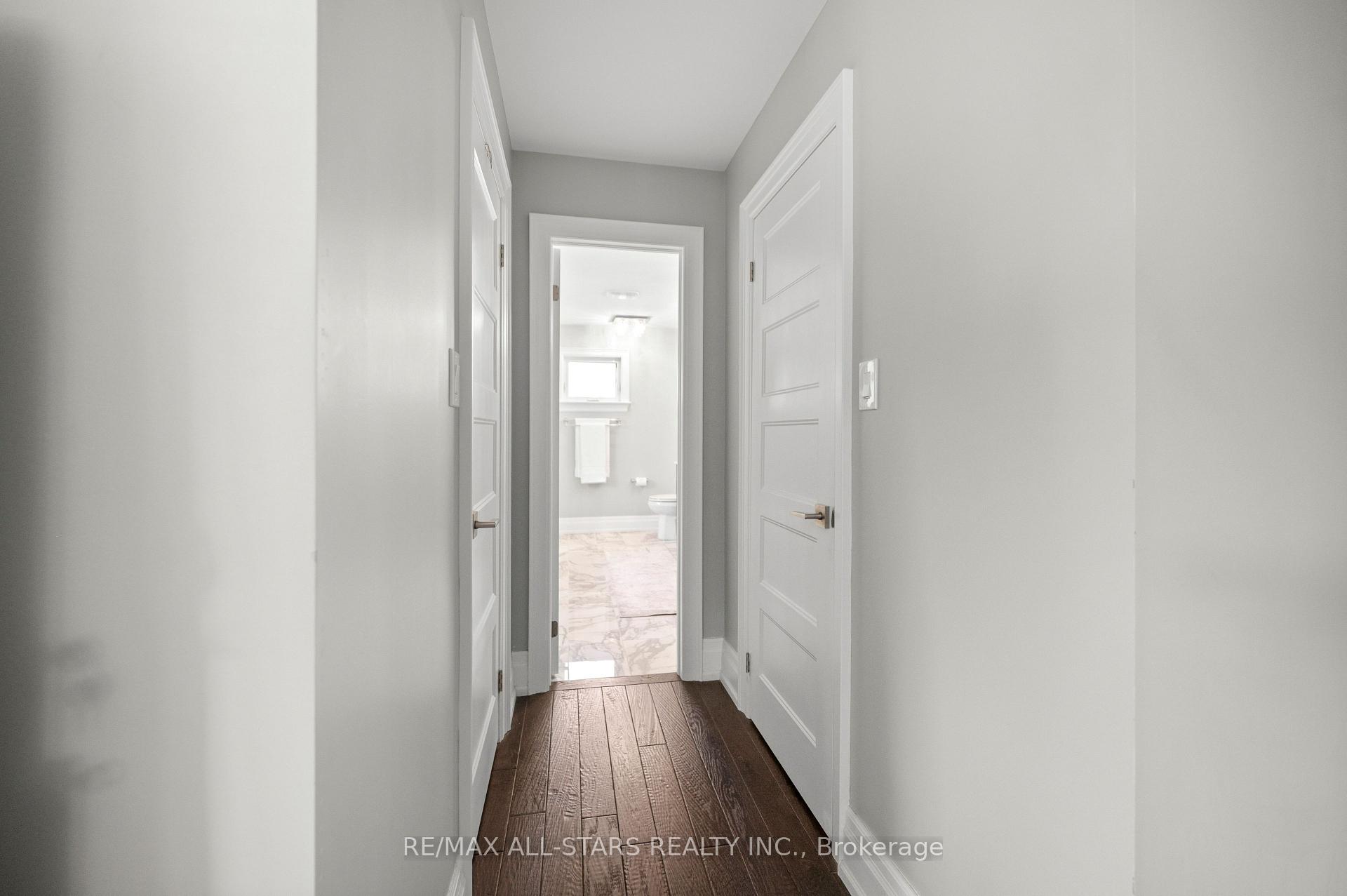Photo 25 of 139 Rhodes Circle, Newmarket, Glenway Estates — HOMEH