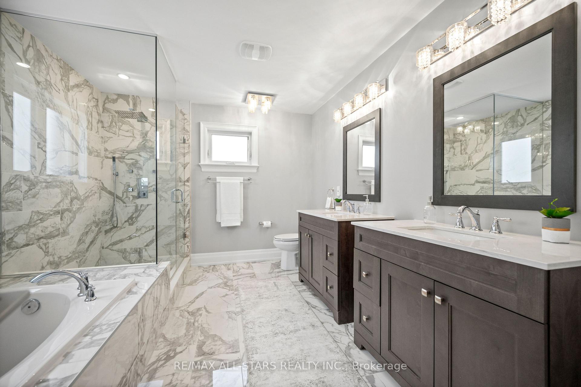 Photo 26 of 139 Rhodes Circle, Newmarket, Glenway Estates — HOMEH