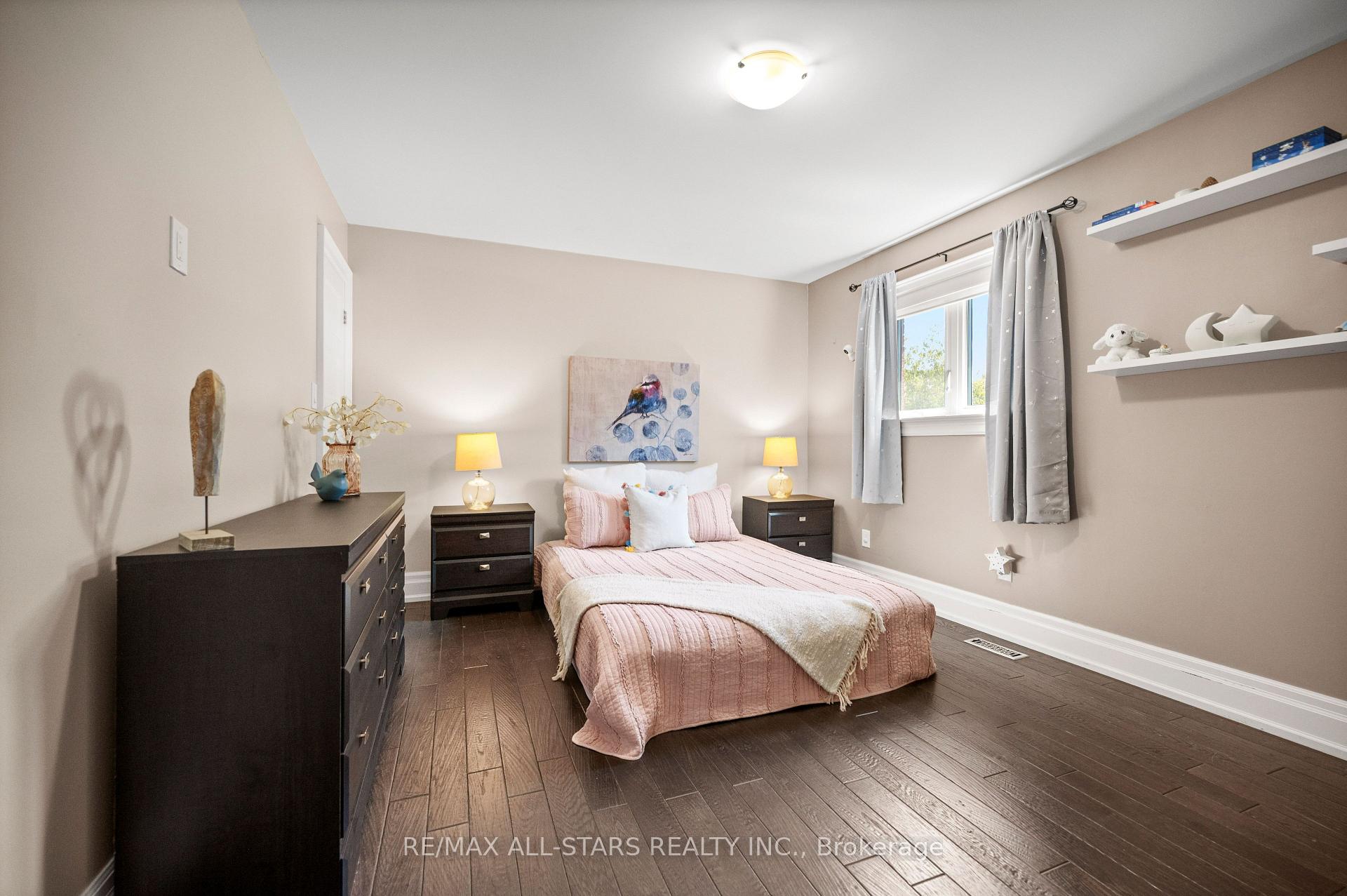 Photo 29 of 139 Rhodes Circle, Newmarket, Glenway Estates — HOMEH