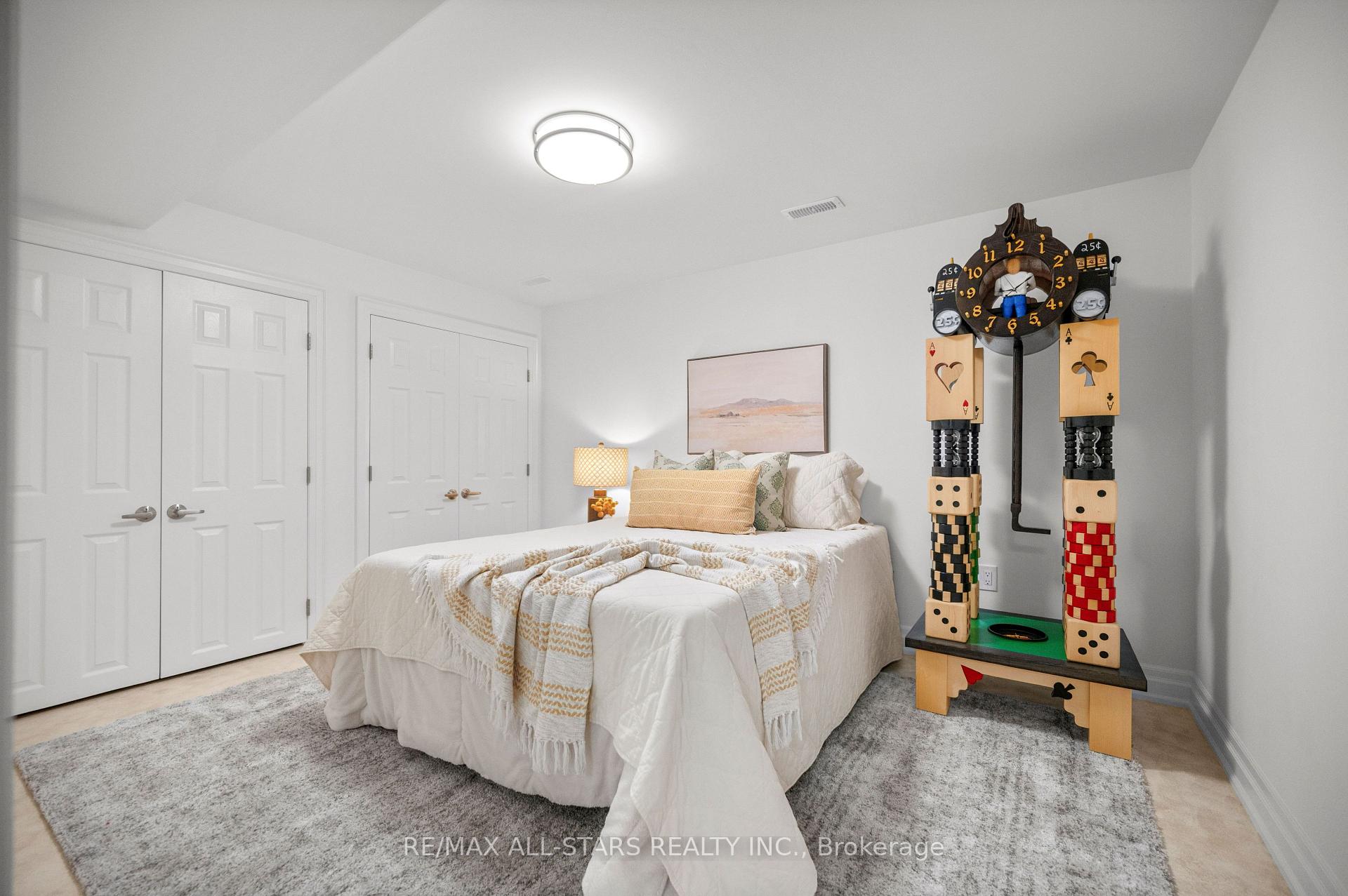 Photo 36 of 139 Rhodes Circle, Newmarket, Glenway Estates — HOMEH