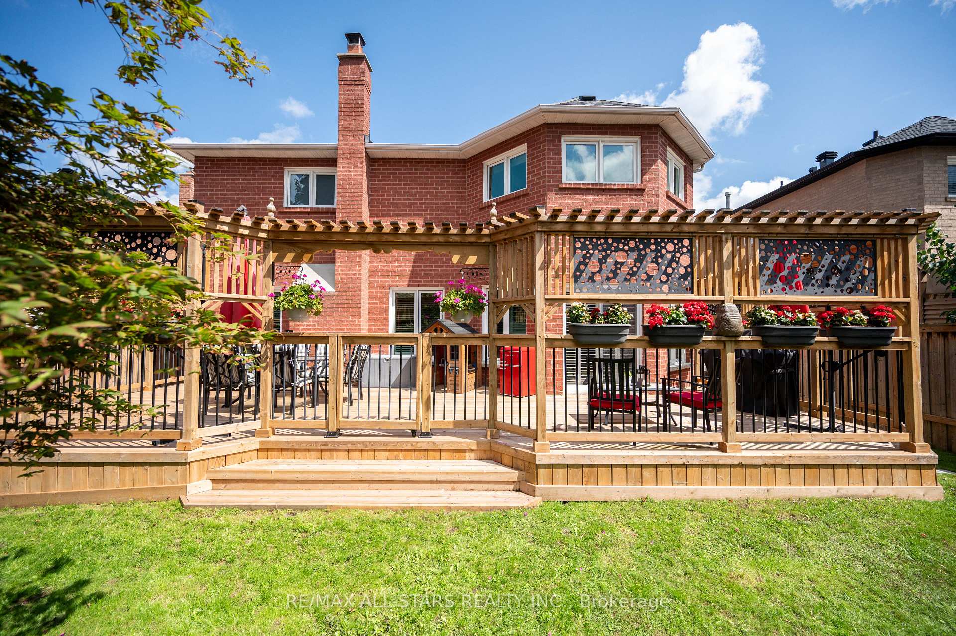 Photo 38 of 139 Rhodes Circle, Newmarket, Glenway Estates — HOMEH