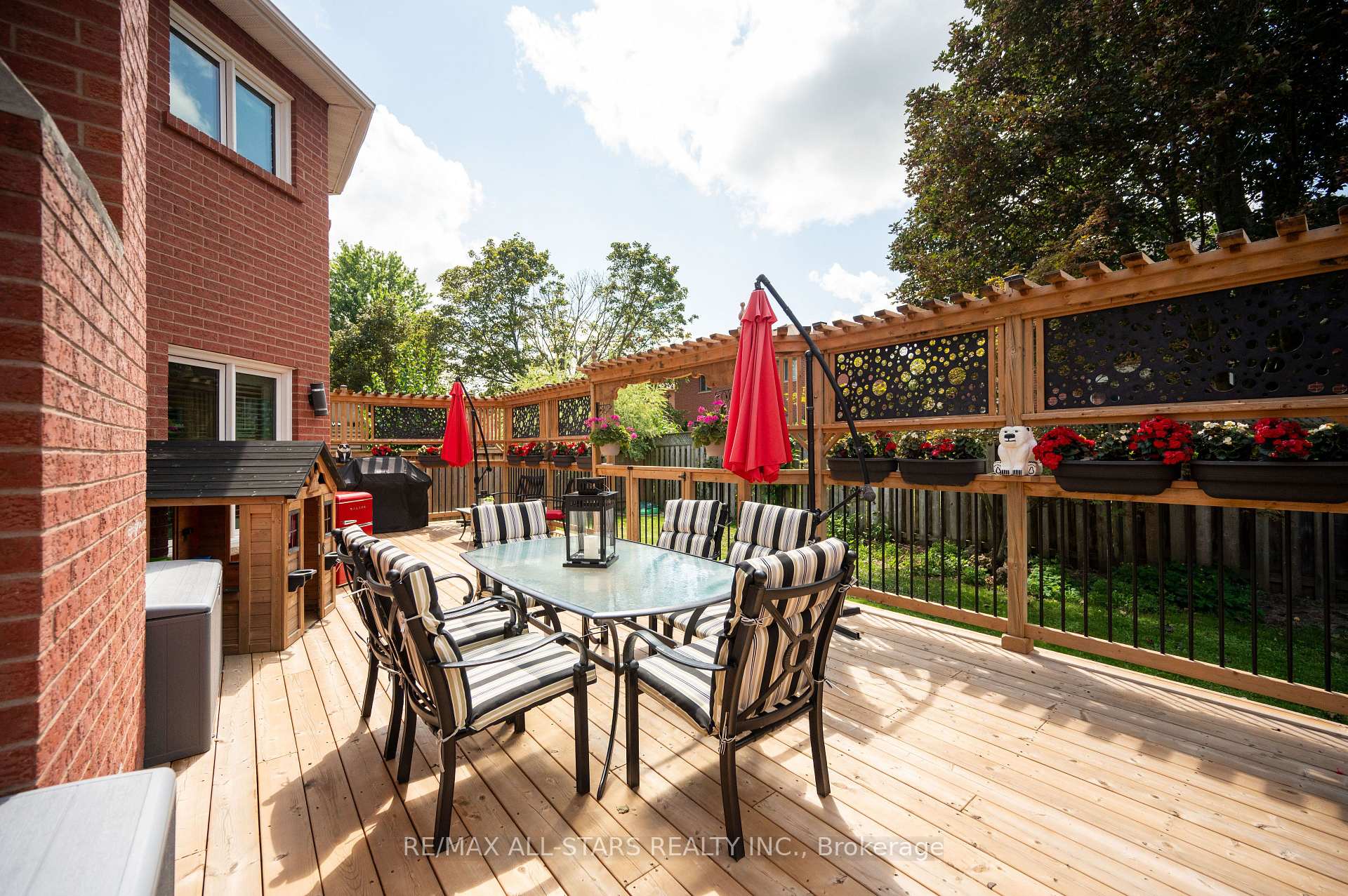Photo 39 of 139 Rhodes Circle, Newmarket, Glenway Estates — HOMEH