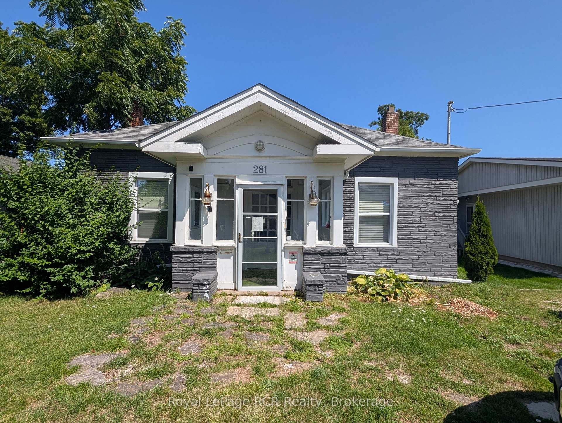 Photo of 281 Sykes Street N