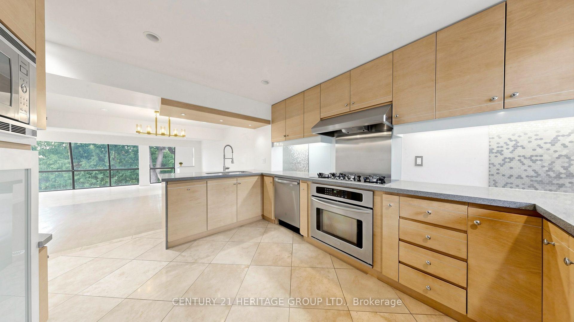 Photo 9 of 59 Cricklewood Crescent, Markham, Royal Orchard — HOMEH