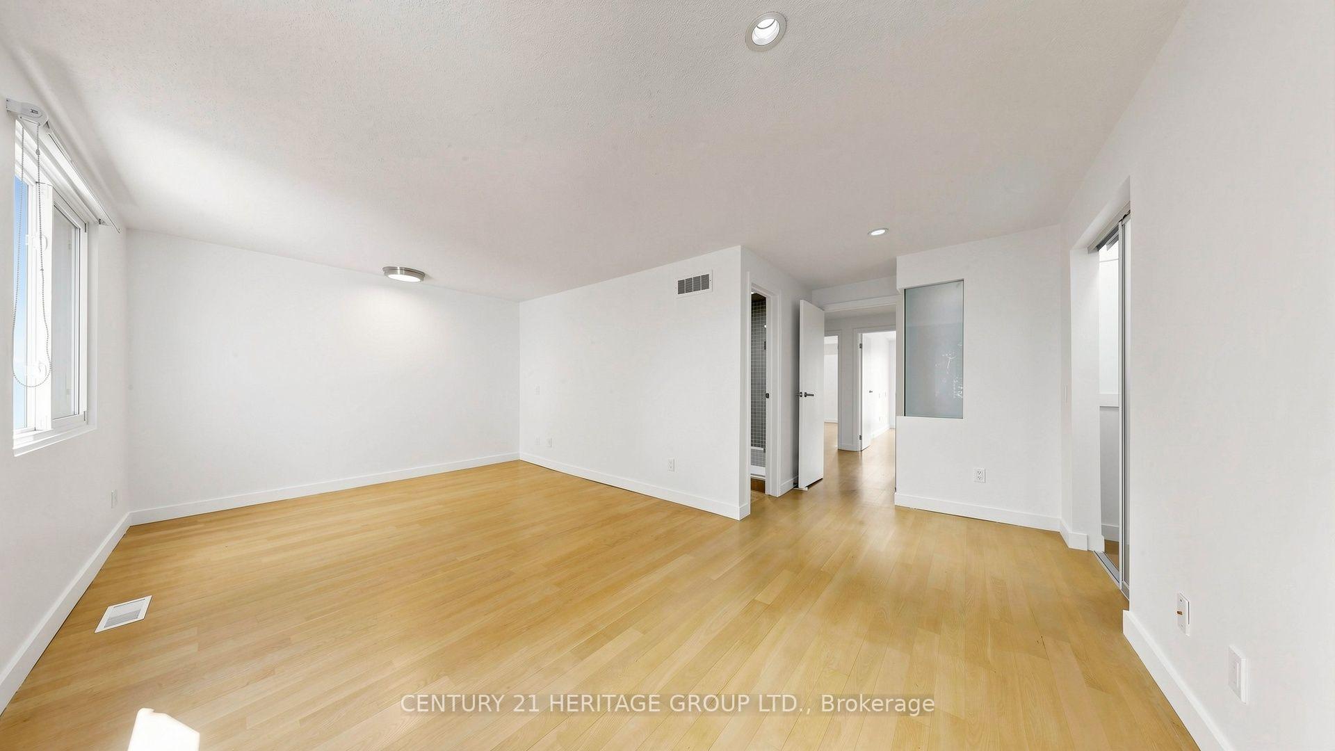 Photo 12 of 59 Cricklewood Crescent, Markham, Royal Orchard — HOMEH