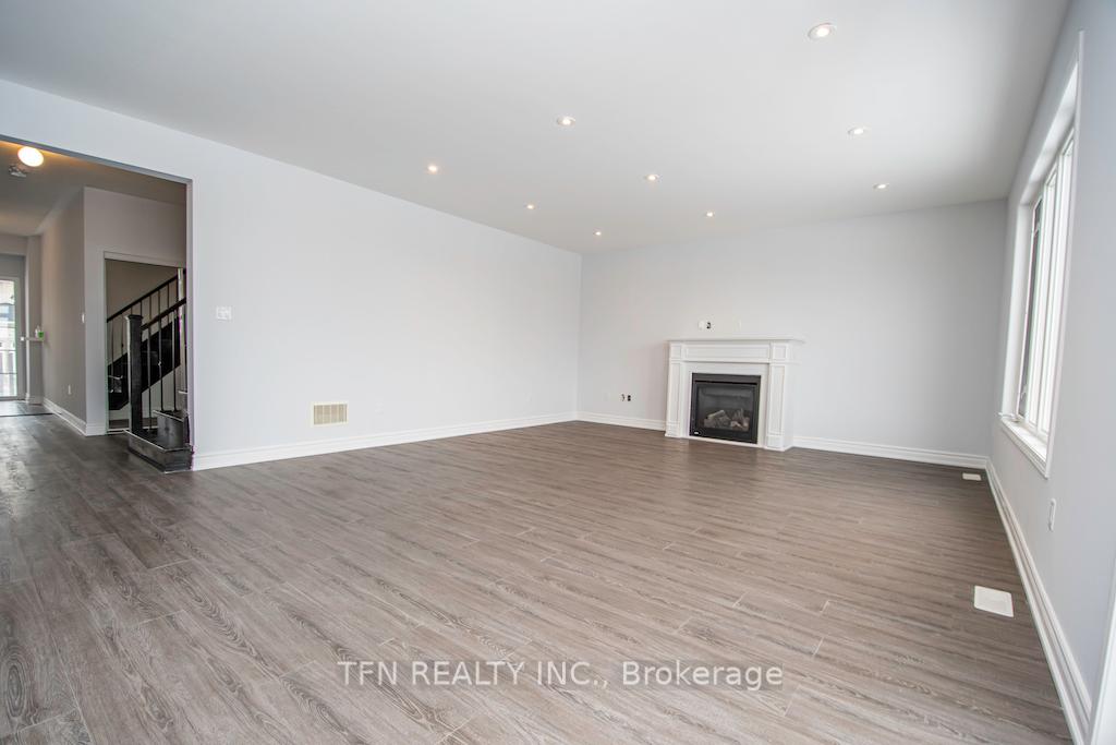 Photo 6 of 24 Don Hadden Crescent, Brock, Sunderland — HOMEH