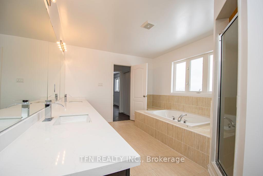 Photo 38 of 24 Don Hadden Crescent, Brock, Sunderland — HOMEH