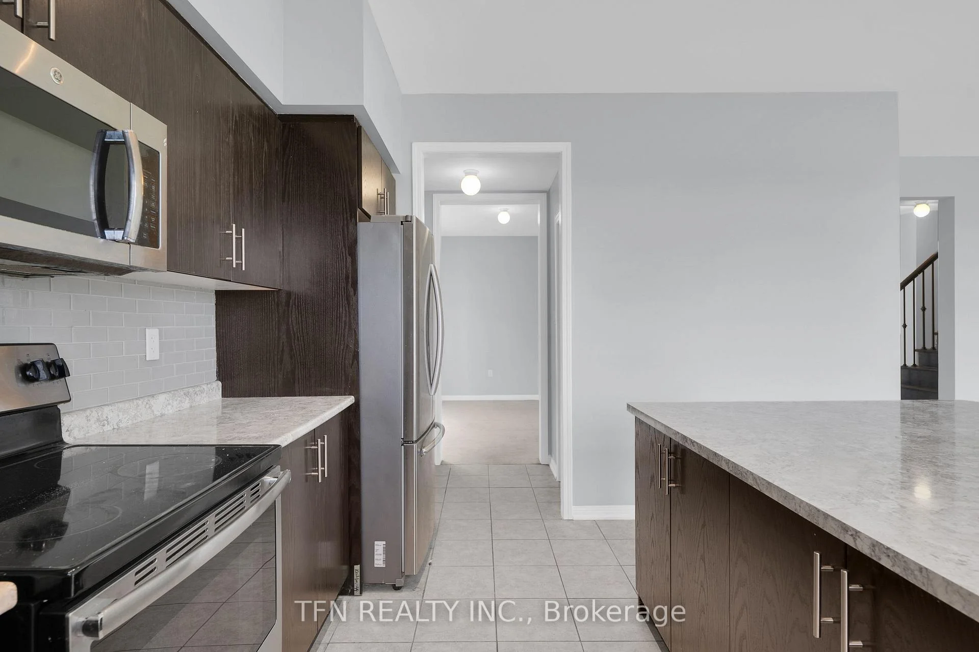 Photo 35 of 24 Don Hadden Crescent, Brock, Sunderland — HOMEH