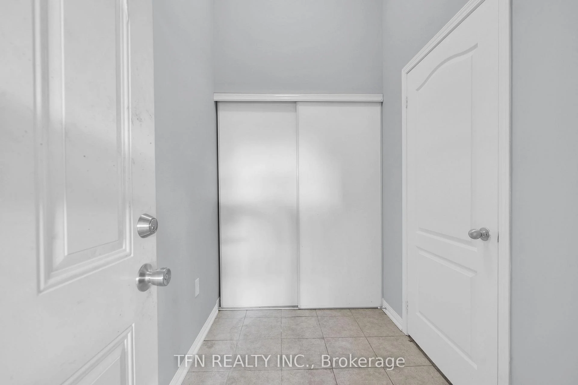 Photo 43 of 24 Don Hadden Crescent, Brock, Sunderland — HOMEH