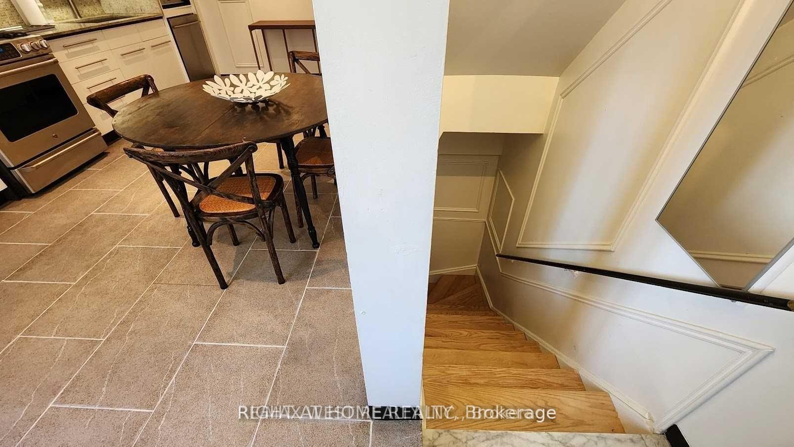 Photo 15 of Unit Unit C, 388 Manning Avenue, Toronto, Palmerston-Little Italy — HOMEH