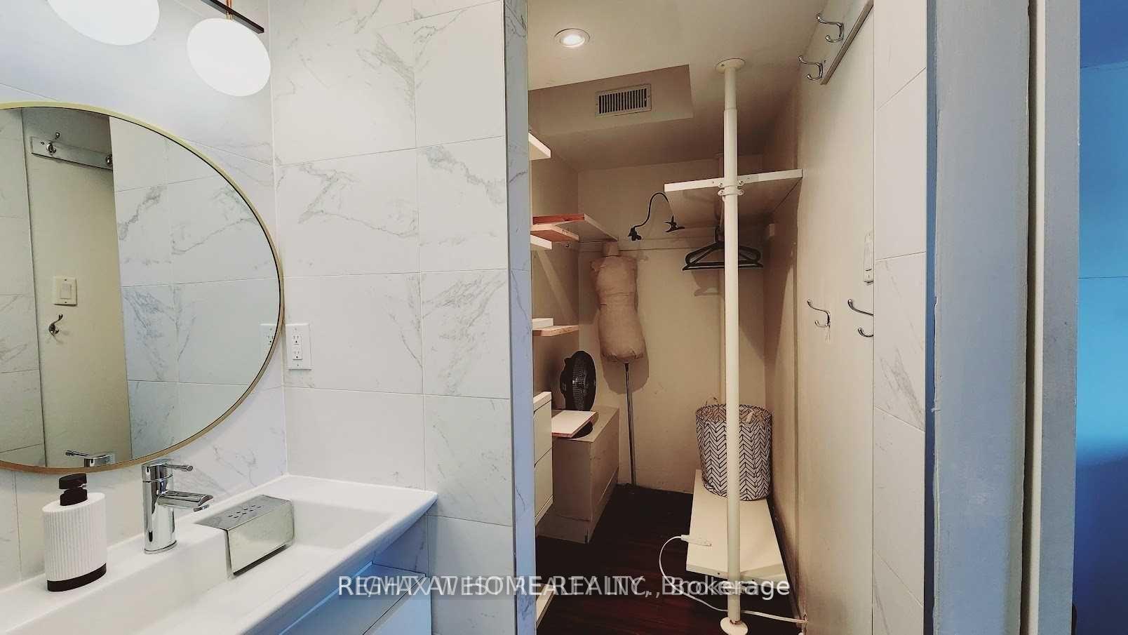 Photo 17 of Unit Unit C, 388 Manning Avenue, Toronto, Palmerston-Little Italy — HOMEH
