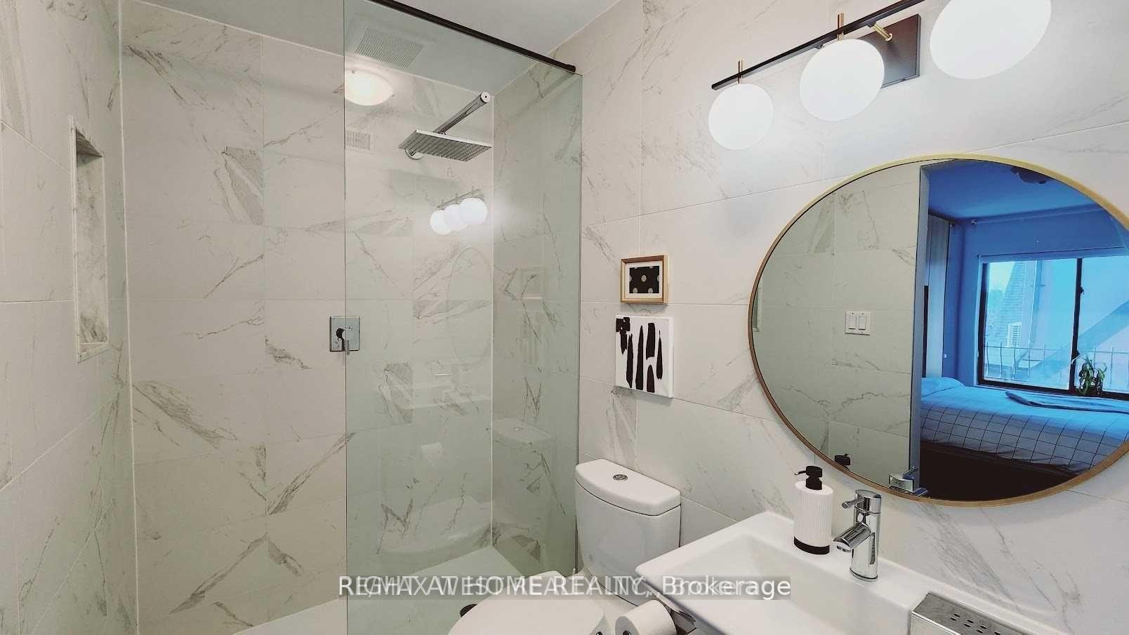 Photo 18 of Unit Unit C, 388 Manning Avenue, Toronto, Palmerston-Little Italy — HOMEH