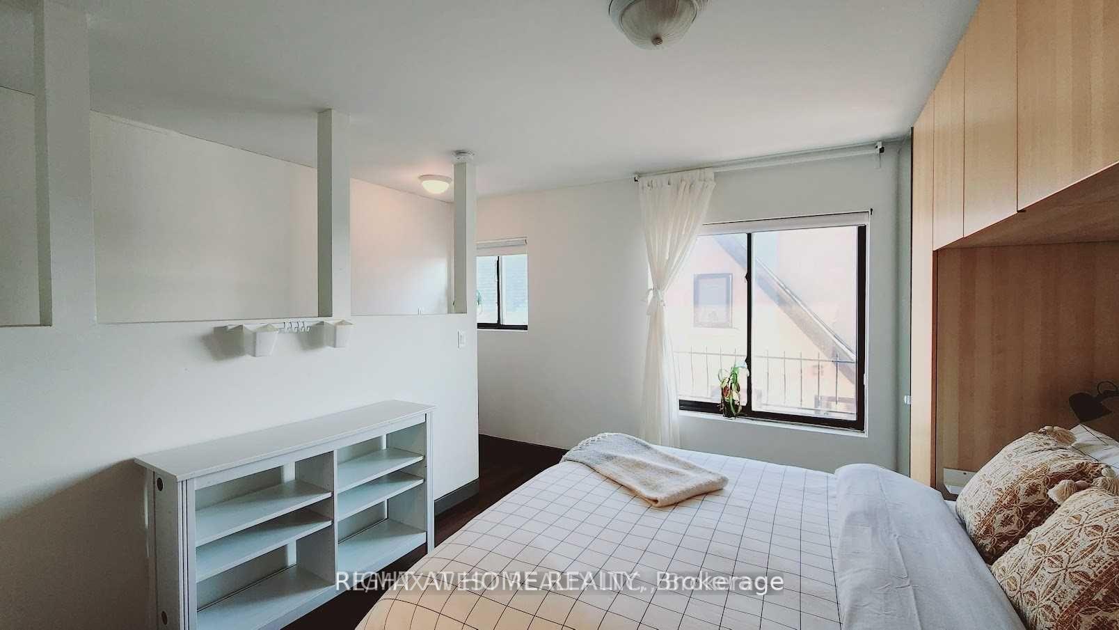 Photo 19 of Unit Unit C, 388 Manning Avenue, Toronto, Palmerston-Little Italy — HOMEH
