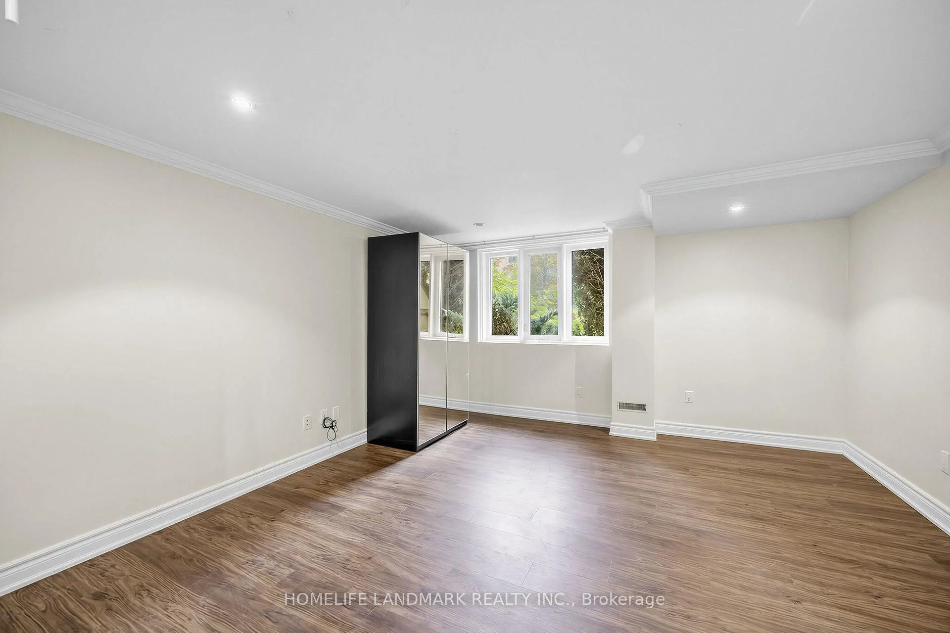 Photo 22 of Unit B, 2283 Lake Shore Boulevard, Etobicoke, Mimico — HOMEH