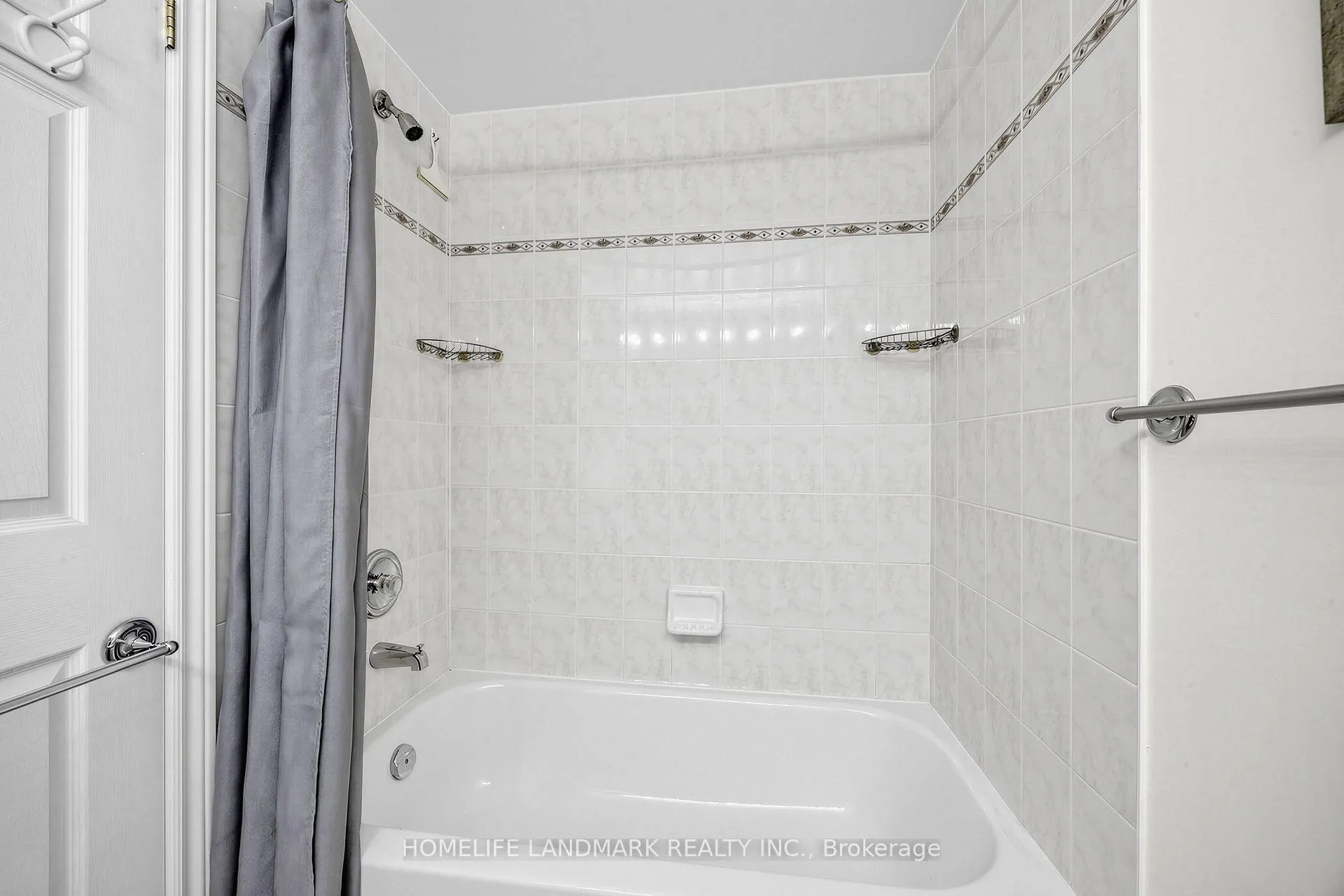 Photo 26 of Unit B, 2283 Lake Shore Boulevard, Etobicoke, Mimico — HOMEH