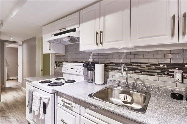 Photo 4 of 47 Lowder Place, Whitby, Downtown Whitby — HOMEH
