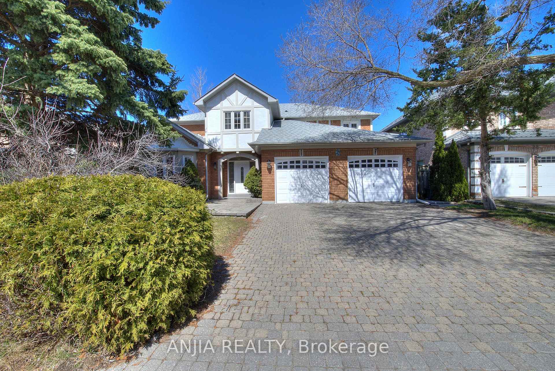 Photo 17 of 22 Chiltern Hill, Richmond Hill, Bayview Hill — HOMEH