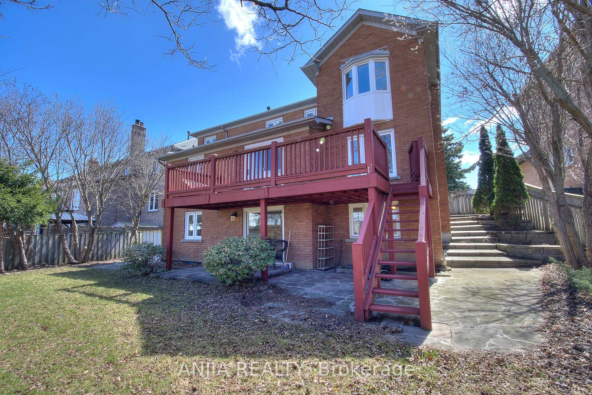 Photo 24 of 22 Chiltern Hill, Richmond Hill, Bayview Hill — HOMEH