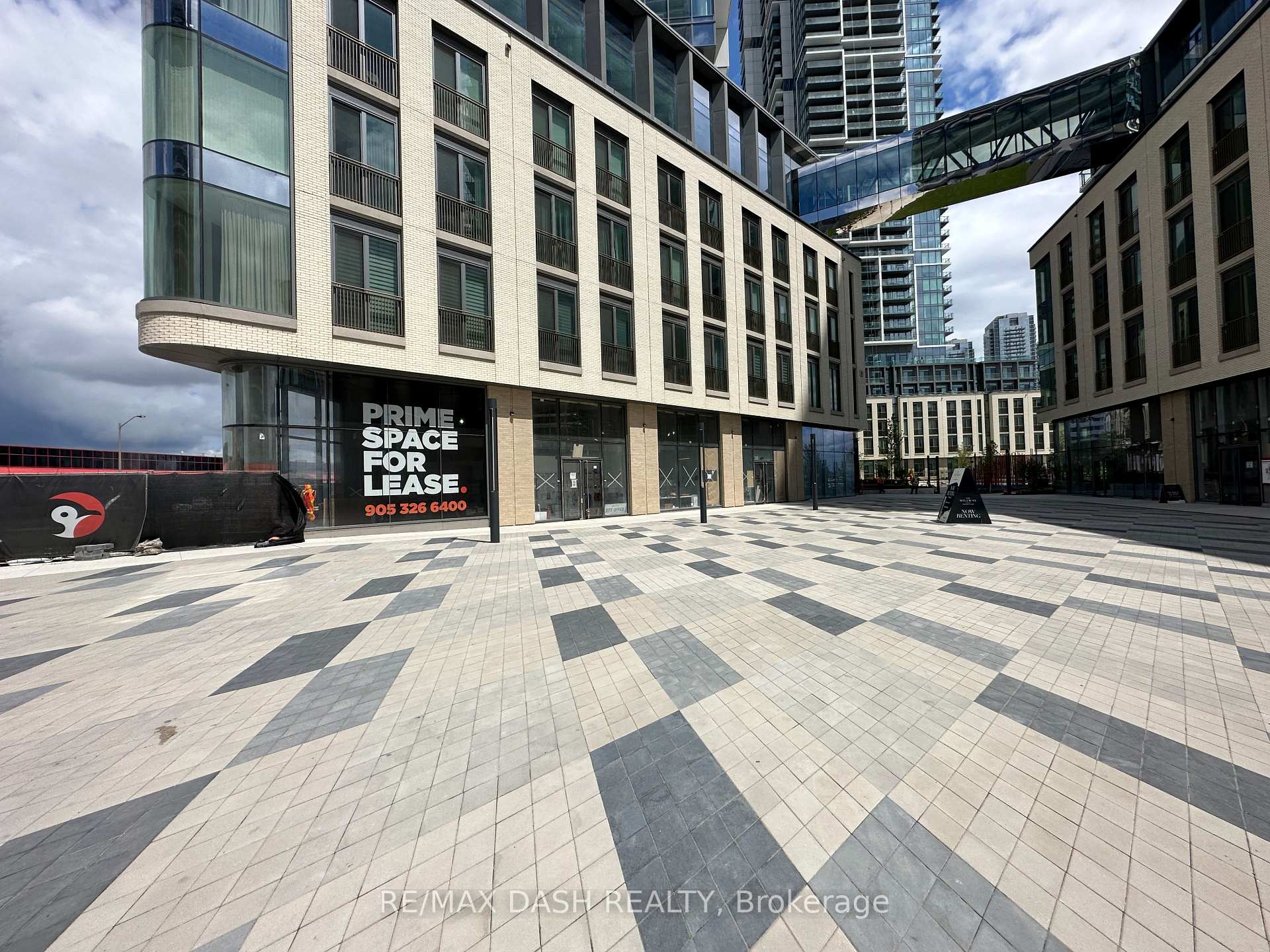 Photo 4 of Unit 4606, 1000 Portage Parway, Vaughan, Vaughan Corporate Centre — HOMEH