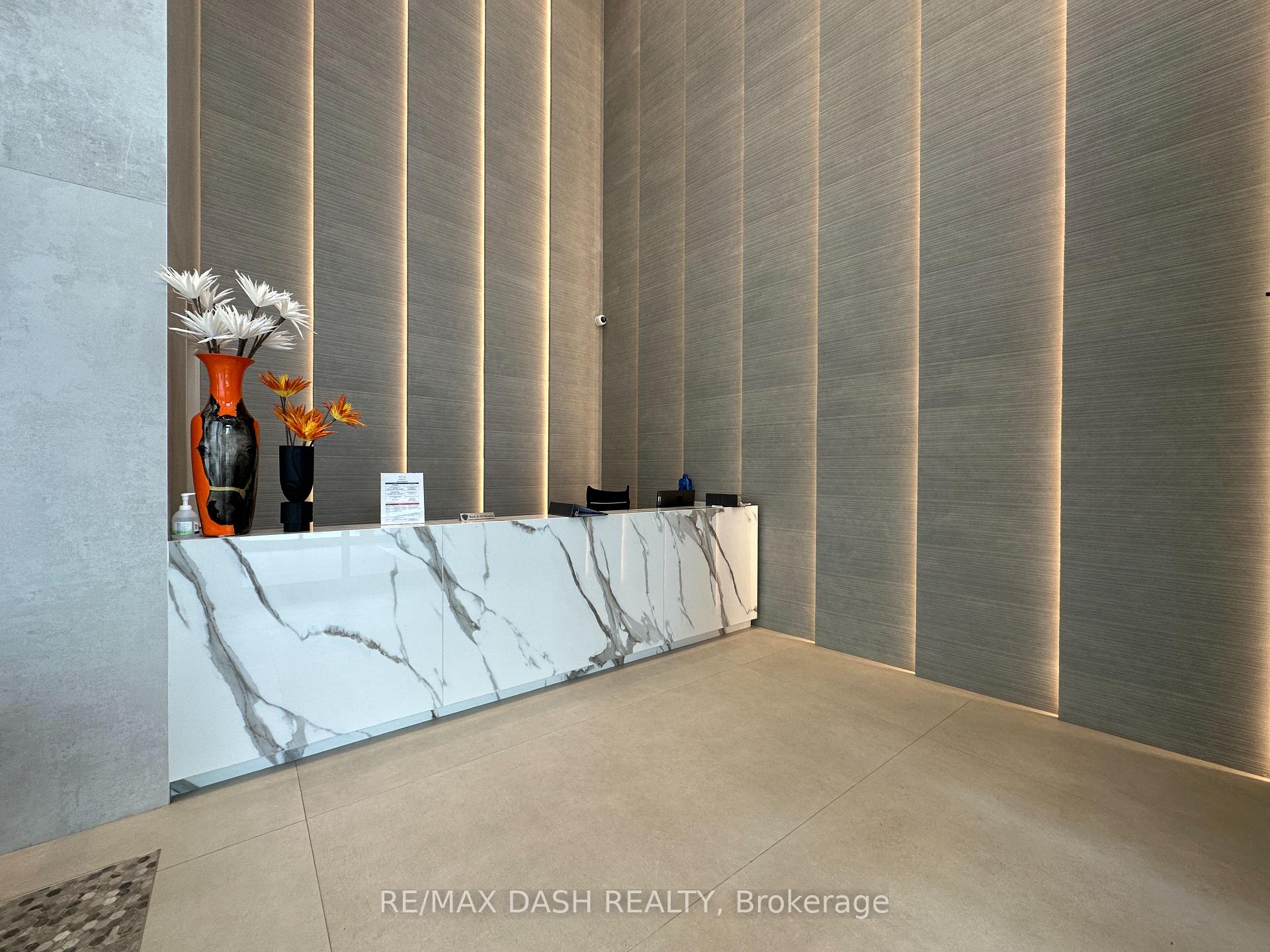 Photo 6 of Unit 4606, 1000 Portage Parway, Vaughan, Vaughan Corporate Centre — HOMEH