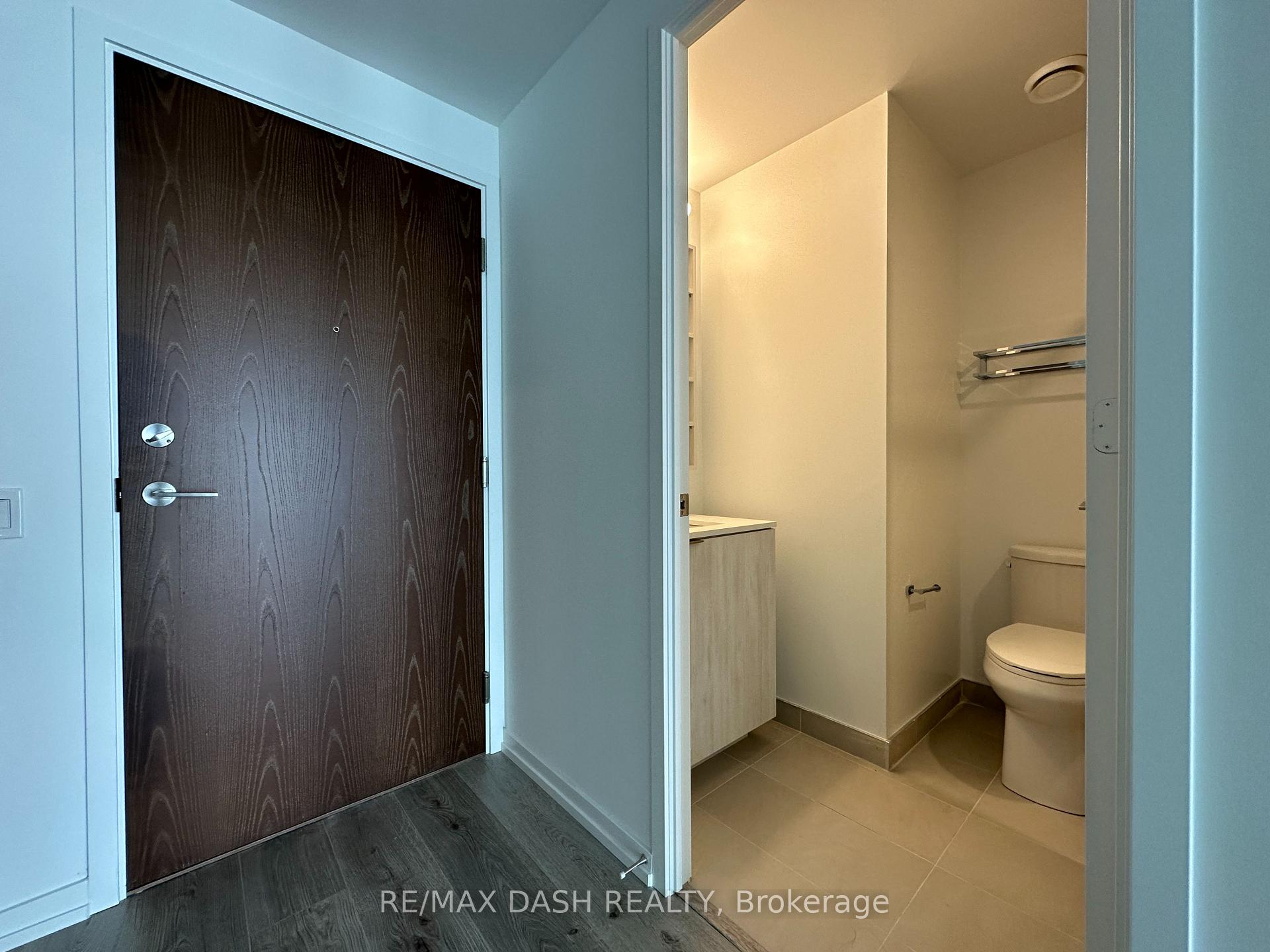 Photo 8 of Unit 4606, 1000 Portage Parway, Vaughan, Vaughan Corporate Centre — HOMEH