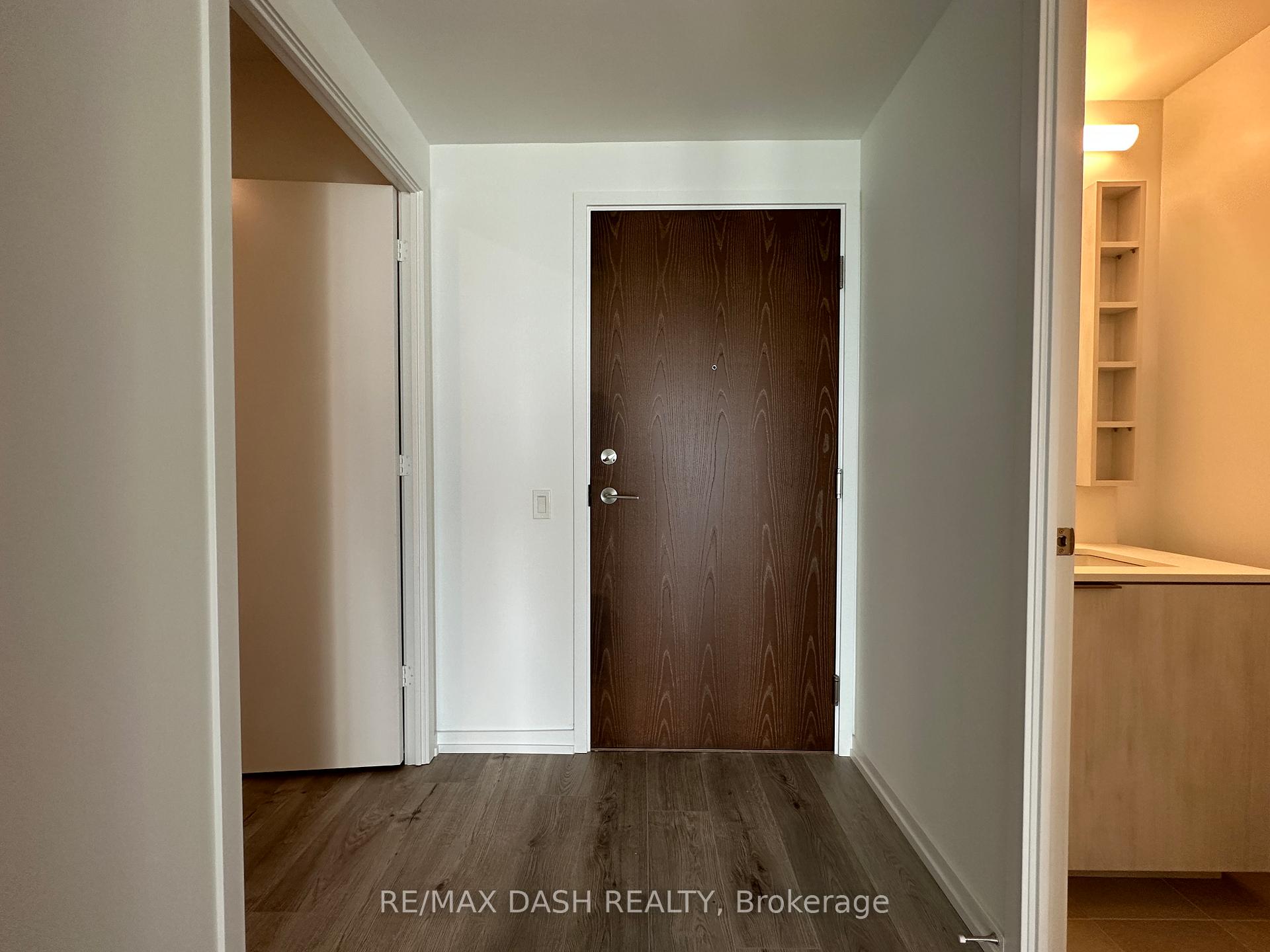 Photo 9 of Unit 4606, 1000 Portage Parway, Vaughan, Vaughan Corporate Centre — HOMEH