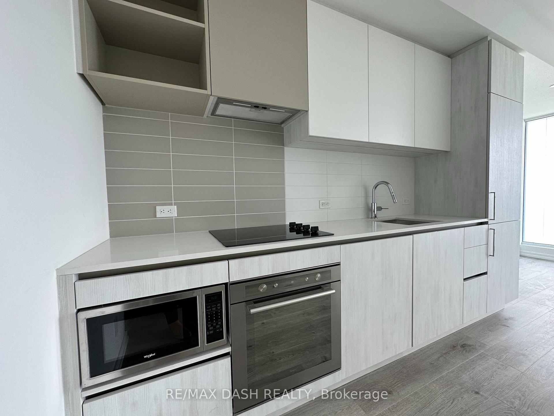 Photo 16 of Unit 4606, 1000 Portage Parway, Vaughan, Vaughan Corporate Centre — HOMEH