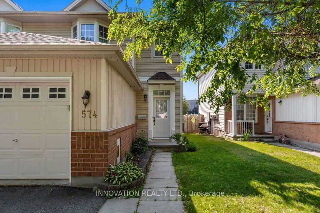 Photo 2 of 574 Aberfoyle Circle, Ottawa, Kanata - Morgan's Grant/South March — HOMEH