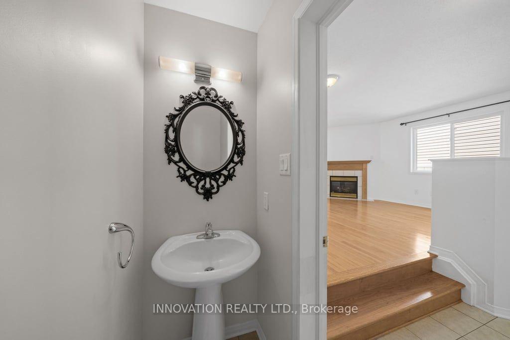 Photo 6 of 574 Aberfoyle Circle, Ottawa, Kanata - Morgan's Grant/South March — HOMEH